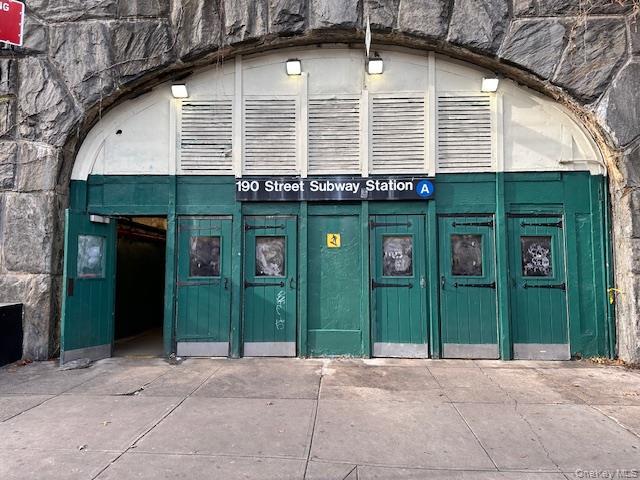 Coop Bennett  Manhattan, NY 10040, MLS-942478-21