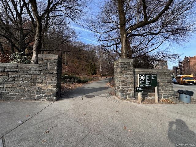 Coop Bennett  Manhattan, NY 10040, MLS-942478-23