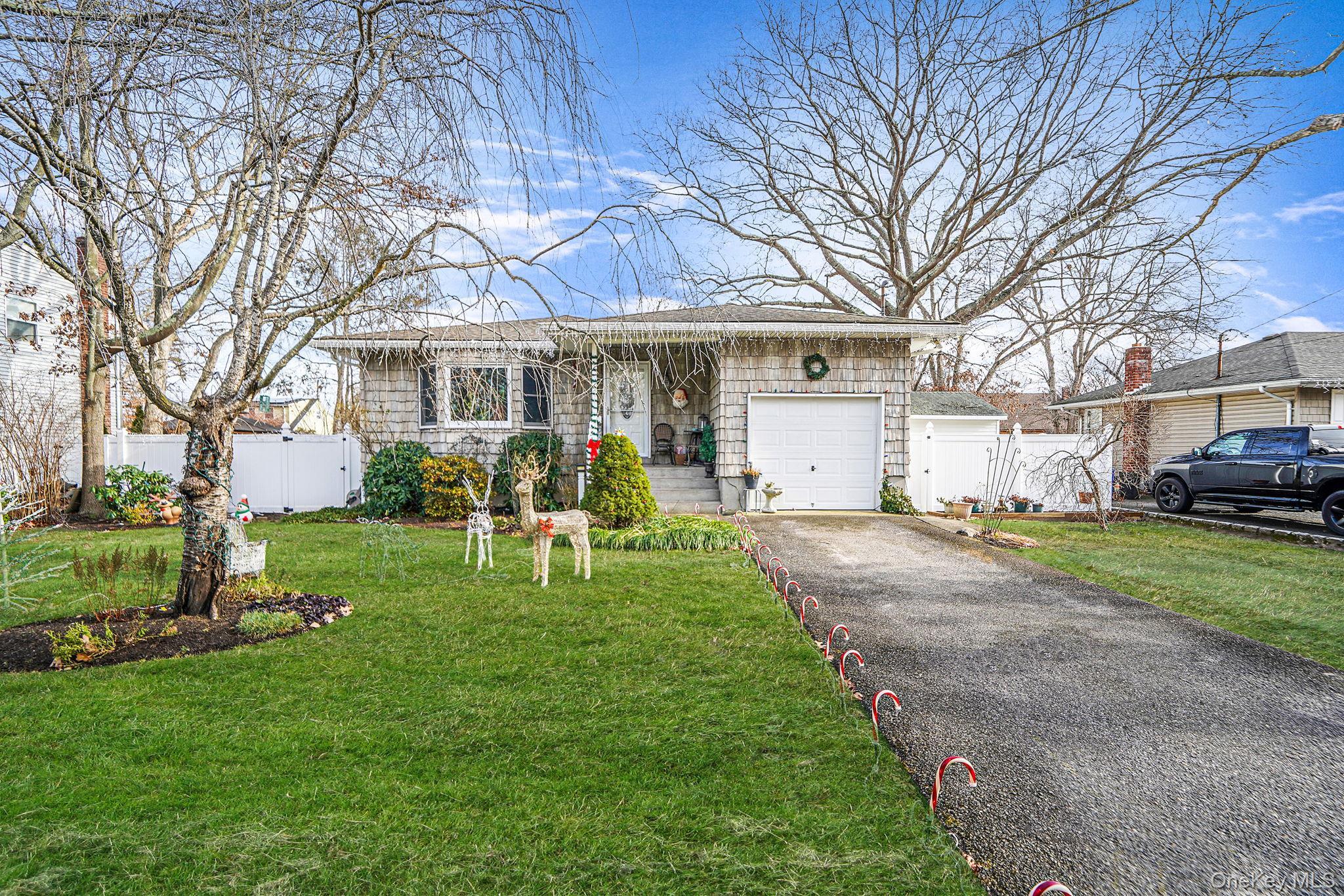Single Family Titmus Suffolk County, NY 11950, MLS-942481-2