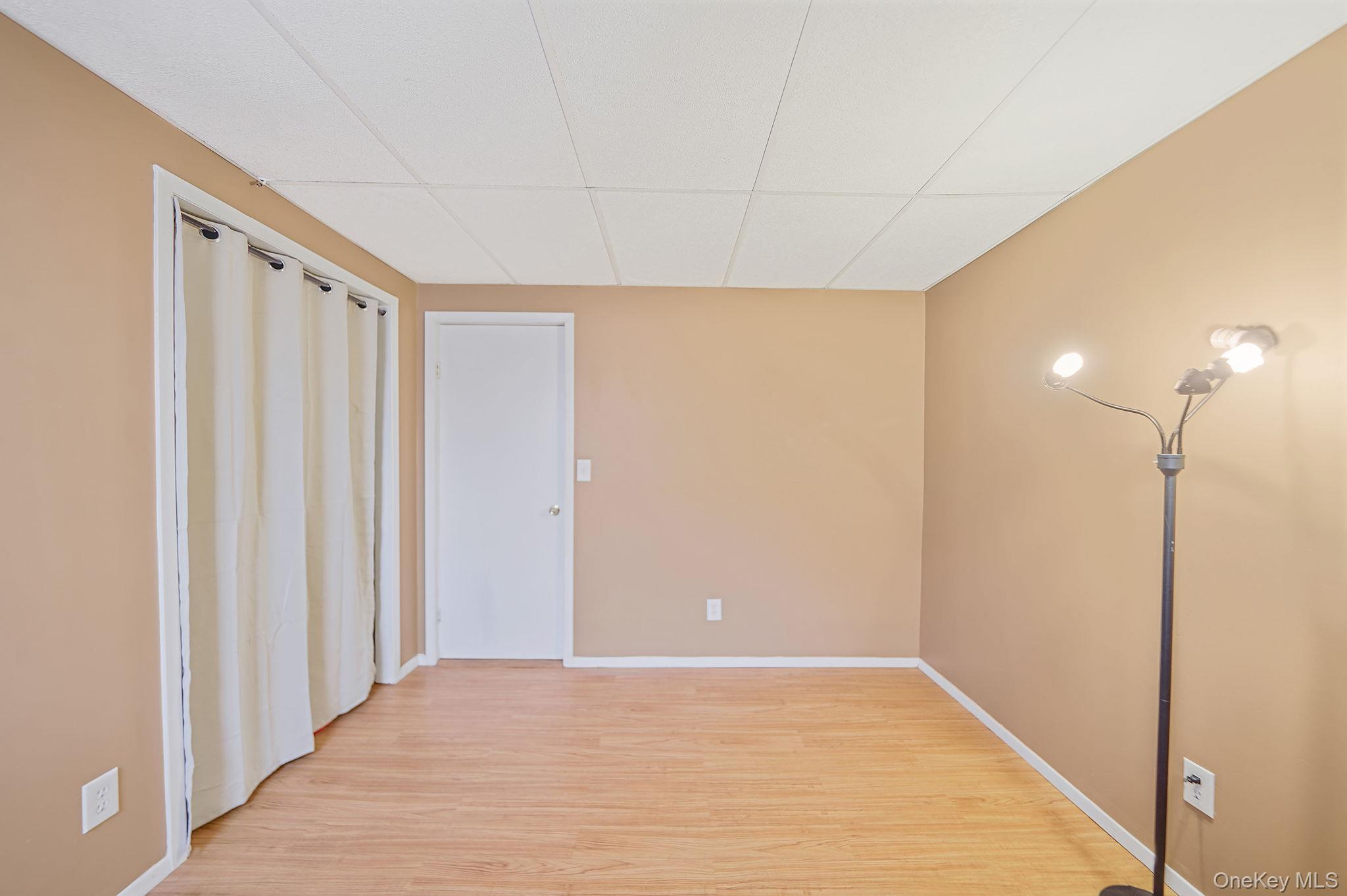 Single Family Titmus Suffolk County, NY 11950, MLS-942481-27