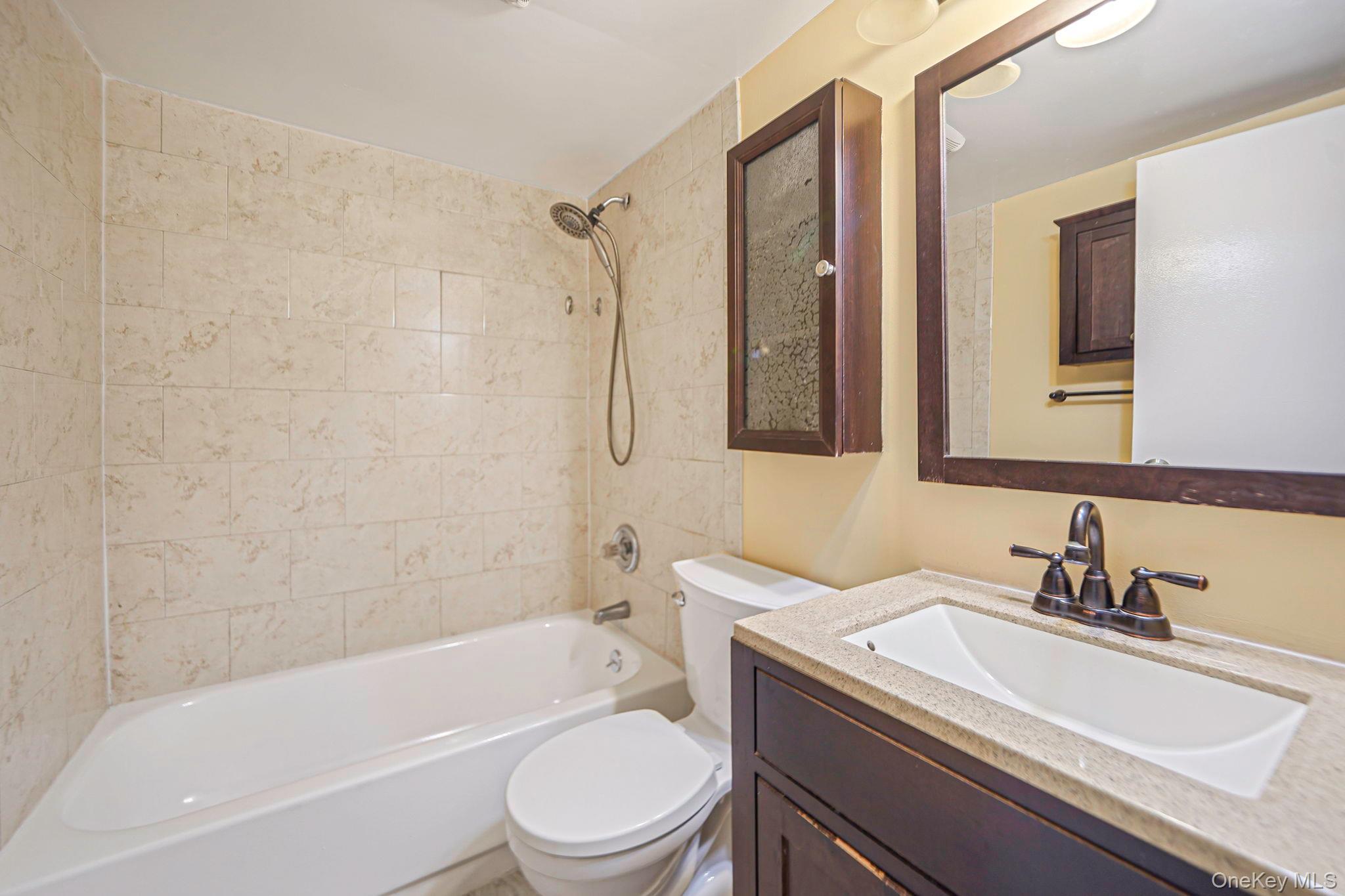 Single Family Titmus Suffolk County, NY 11950, MLS-942481-28