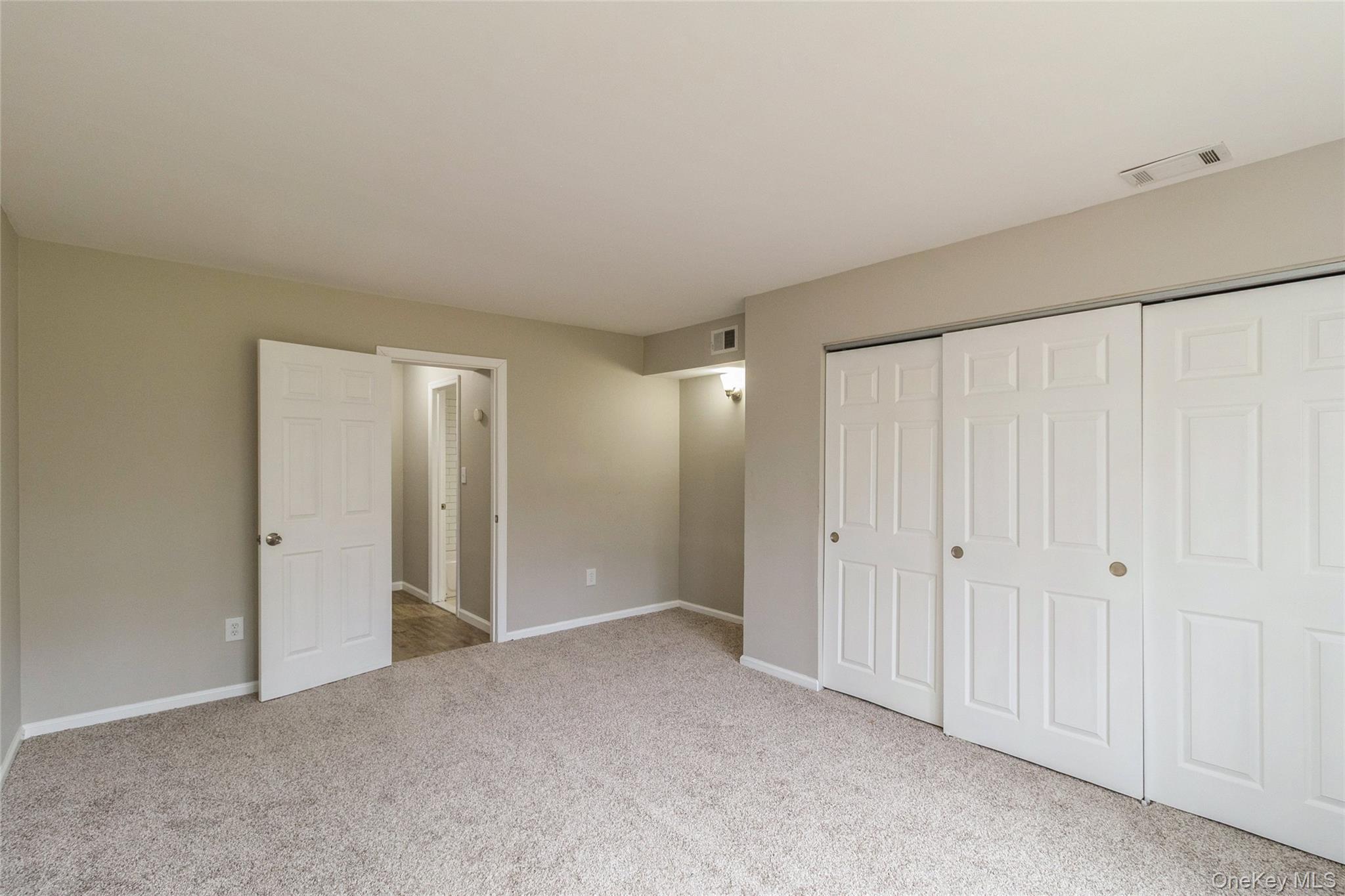 Coop Middle Country Suffolk County, NY 11727, MLS-942528-21