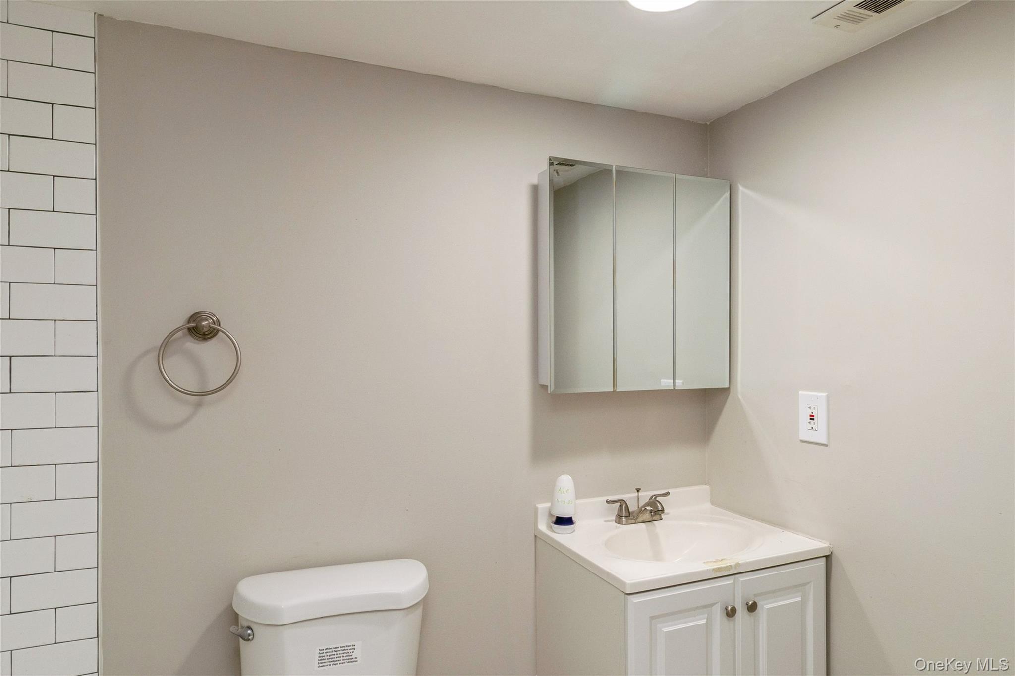 Coop Middle Country Suffolk County, NY 11727, MLS-942528-23