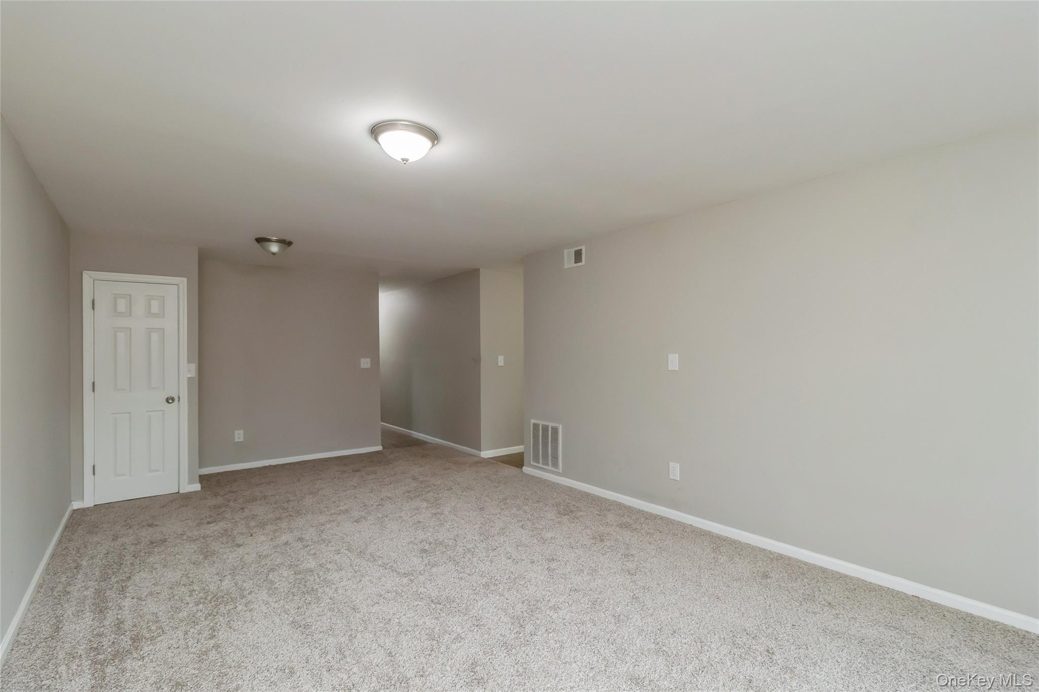 Coop Middle Country Suffolk County, NY 11727, MLS-942528-9