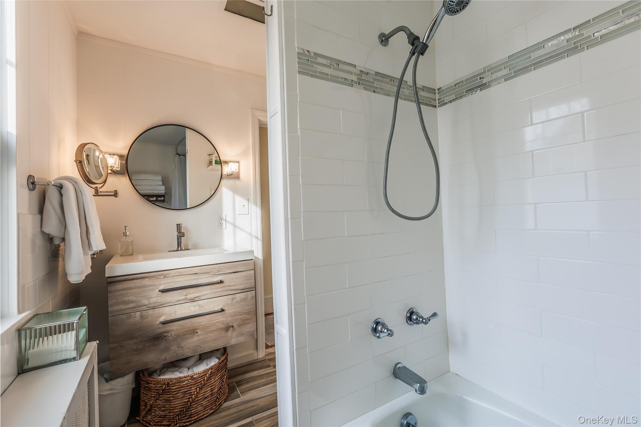 Single Family Jacobson Suffolk County, NY 11743, MLS-942534-16