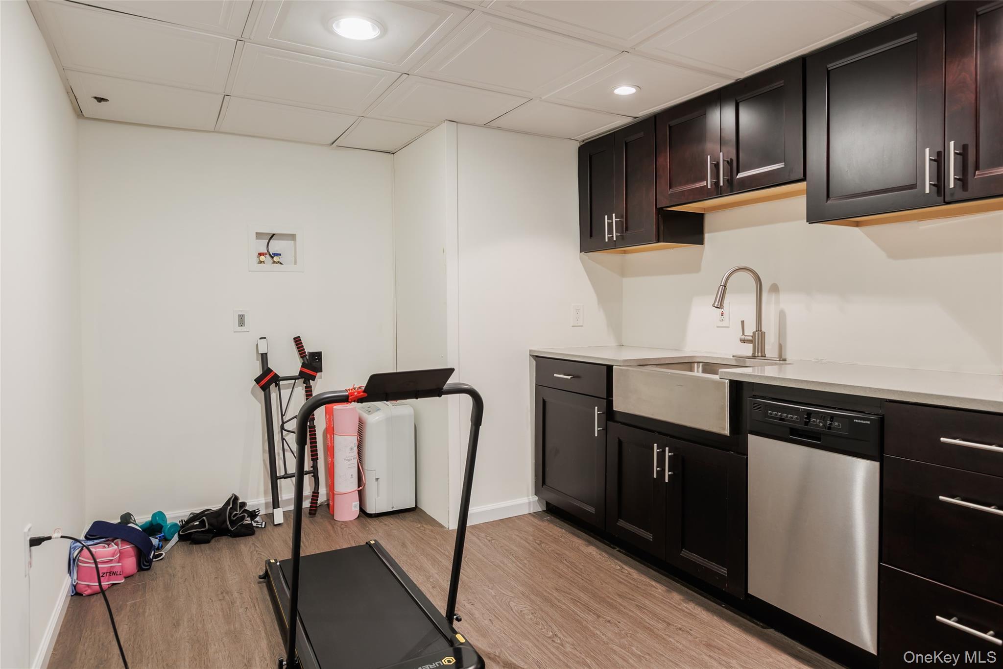 Single Family Jacobson Suffolk County, NY 11743, MLS-942534-22