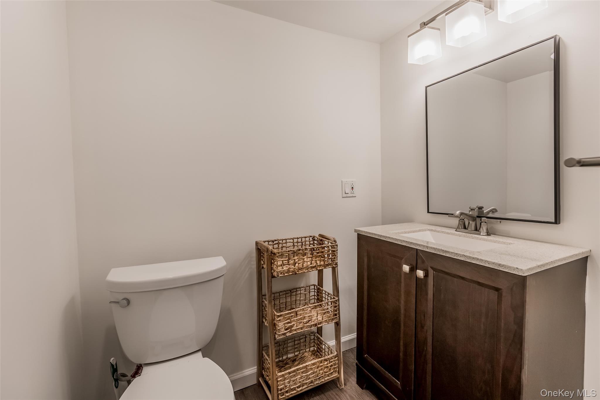 Single Family Jacobson Suffolk County, NY 11743, MLS-942534-26