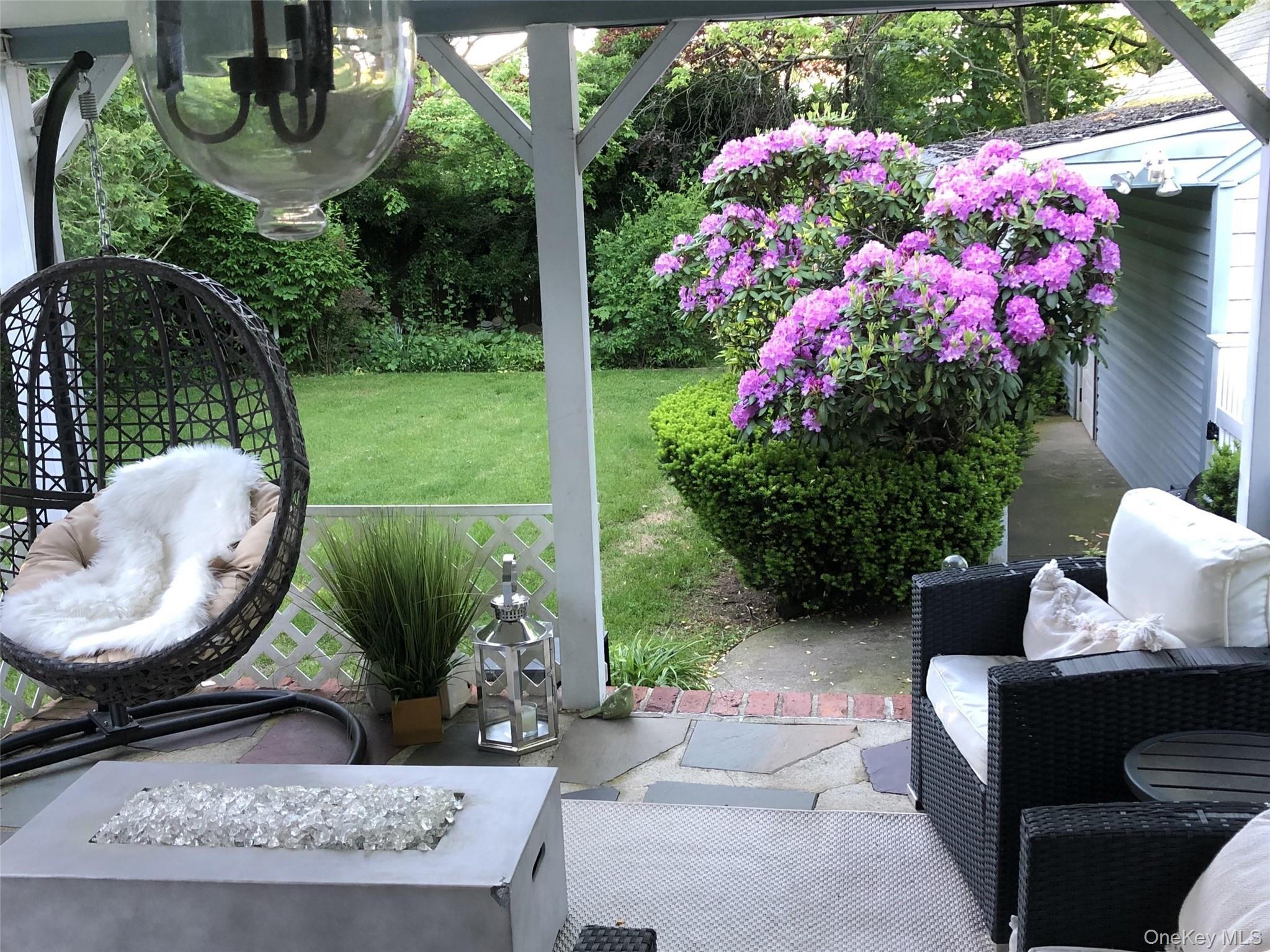 Single Family Jacobson Suffolk County, NY 11743, MLS-942534-28