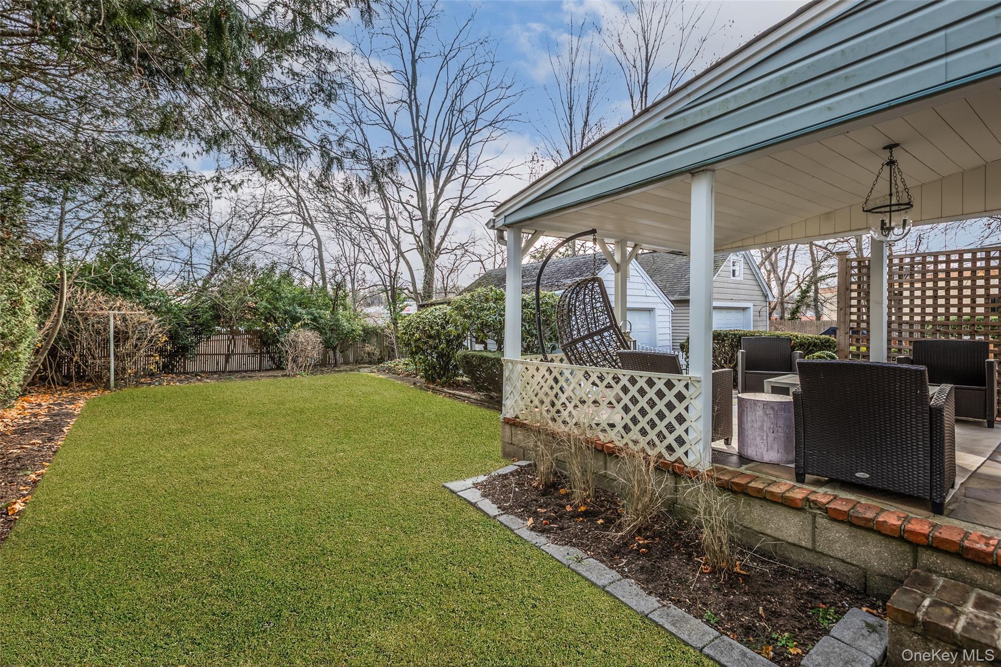 Single Family Jacobson  Suffolk County, NY 11743, MLS-942534-31