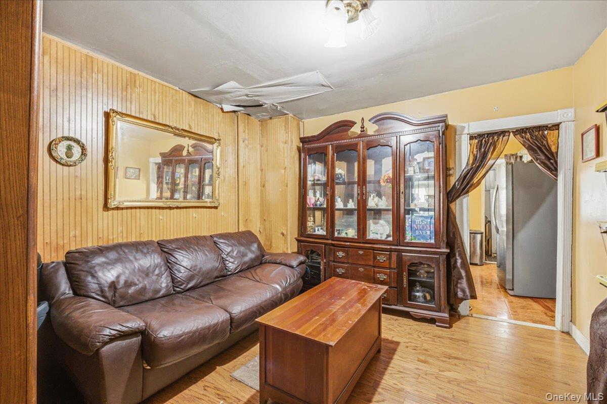 Single Family 130th Queens, NY 11436, MLS-942552-5