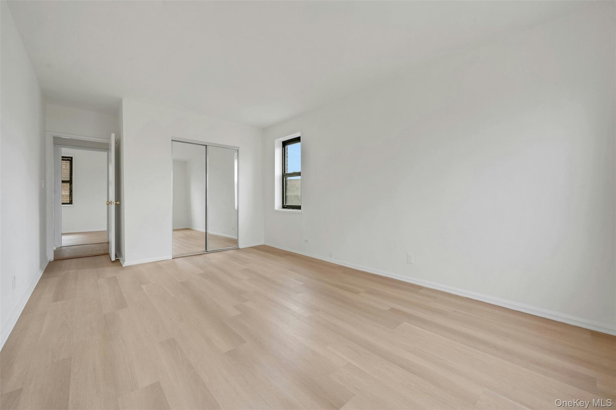 Coop Pelham  Westchester County, NY 10805, MLS-942555-13