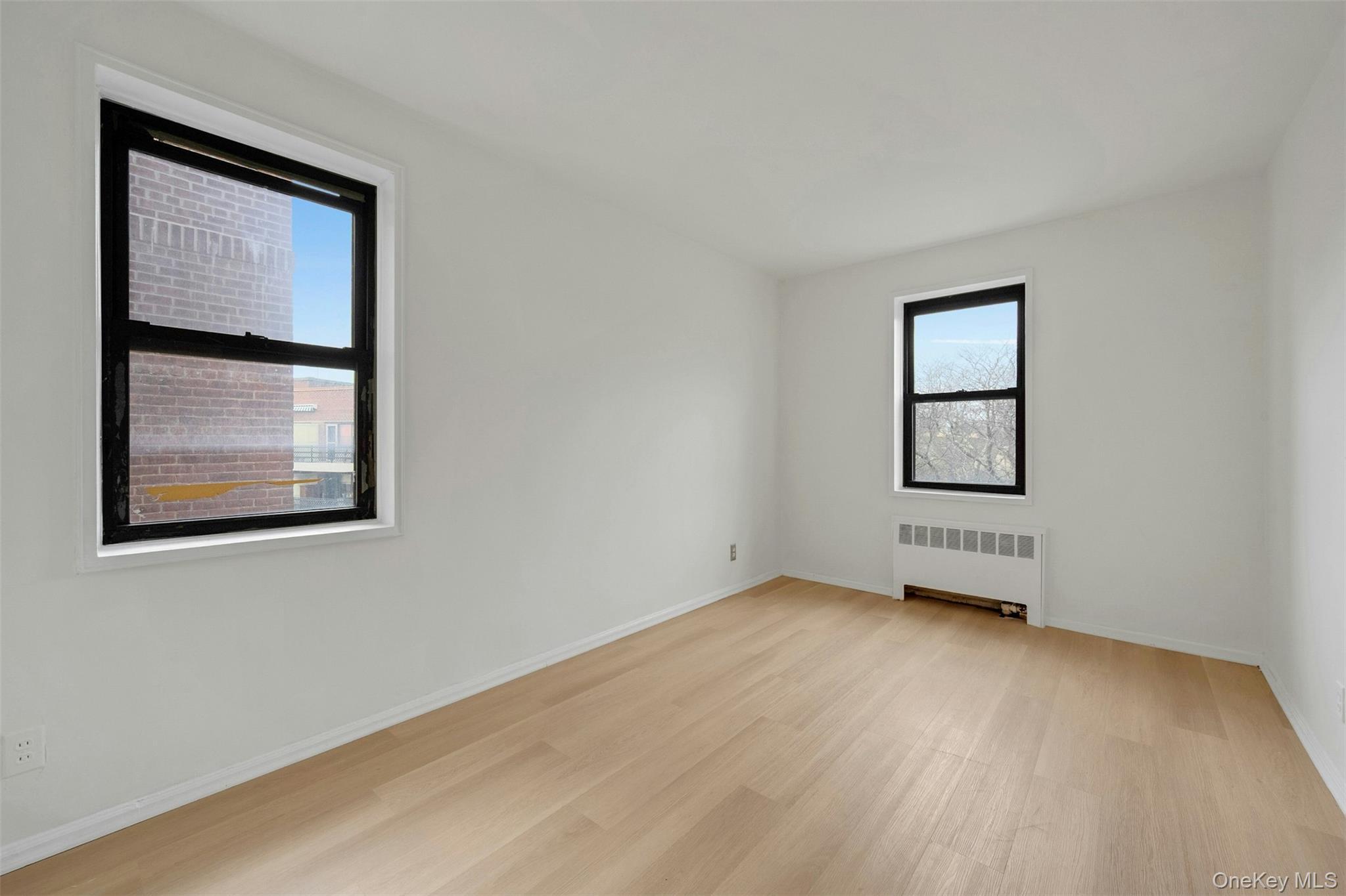 Coop Pelham  Westchester County, NY 10805, MLS-942555-16