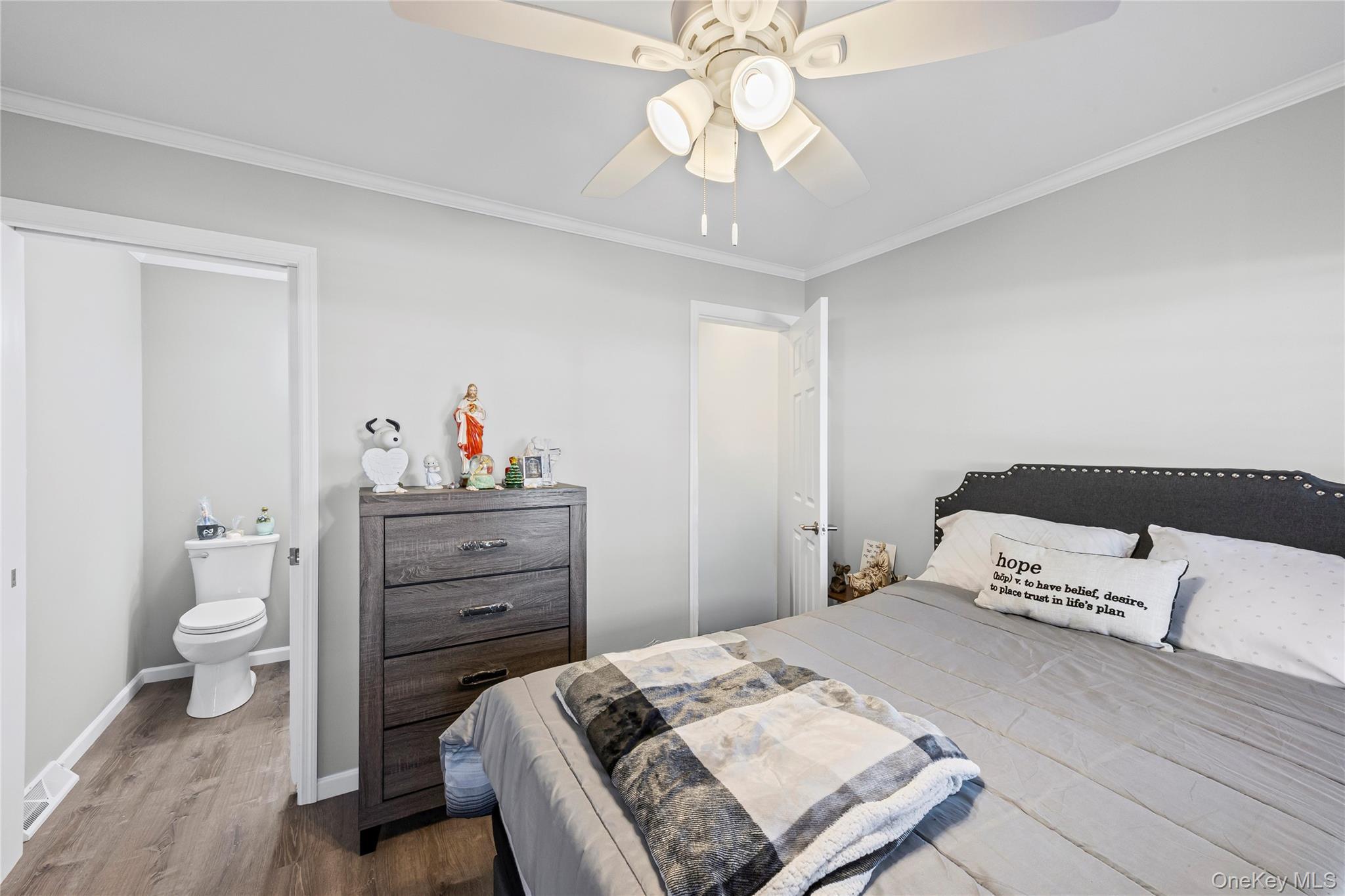 Single Family Old Country  Suffolk County, NY 11901, MLS-942563-11