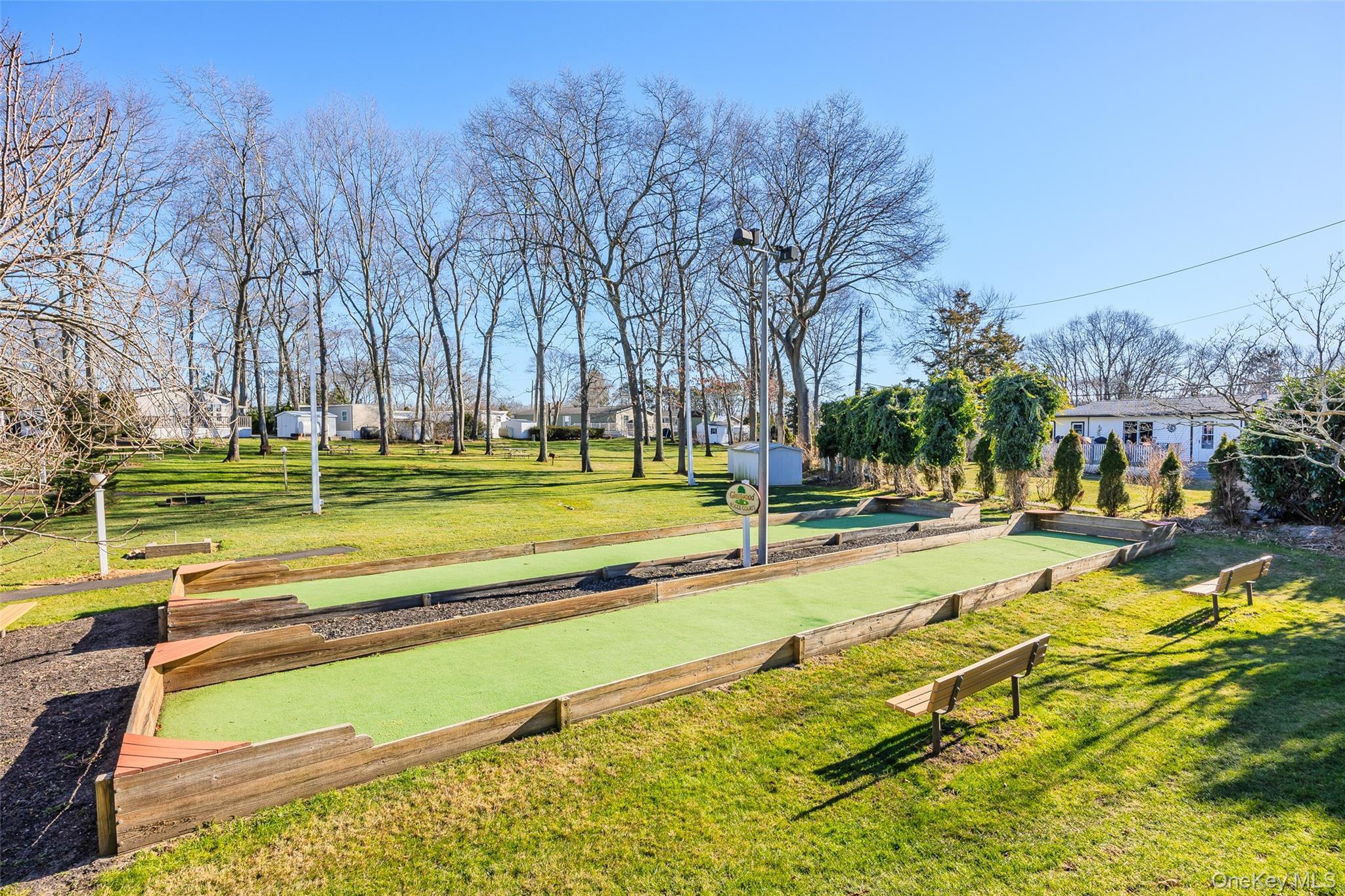 Single Family Old Country  Suffolk County, NY 11901, MLS-942563-27