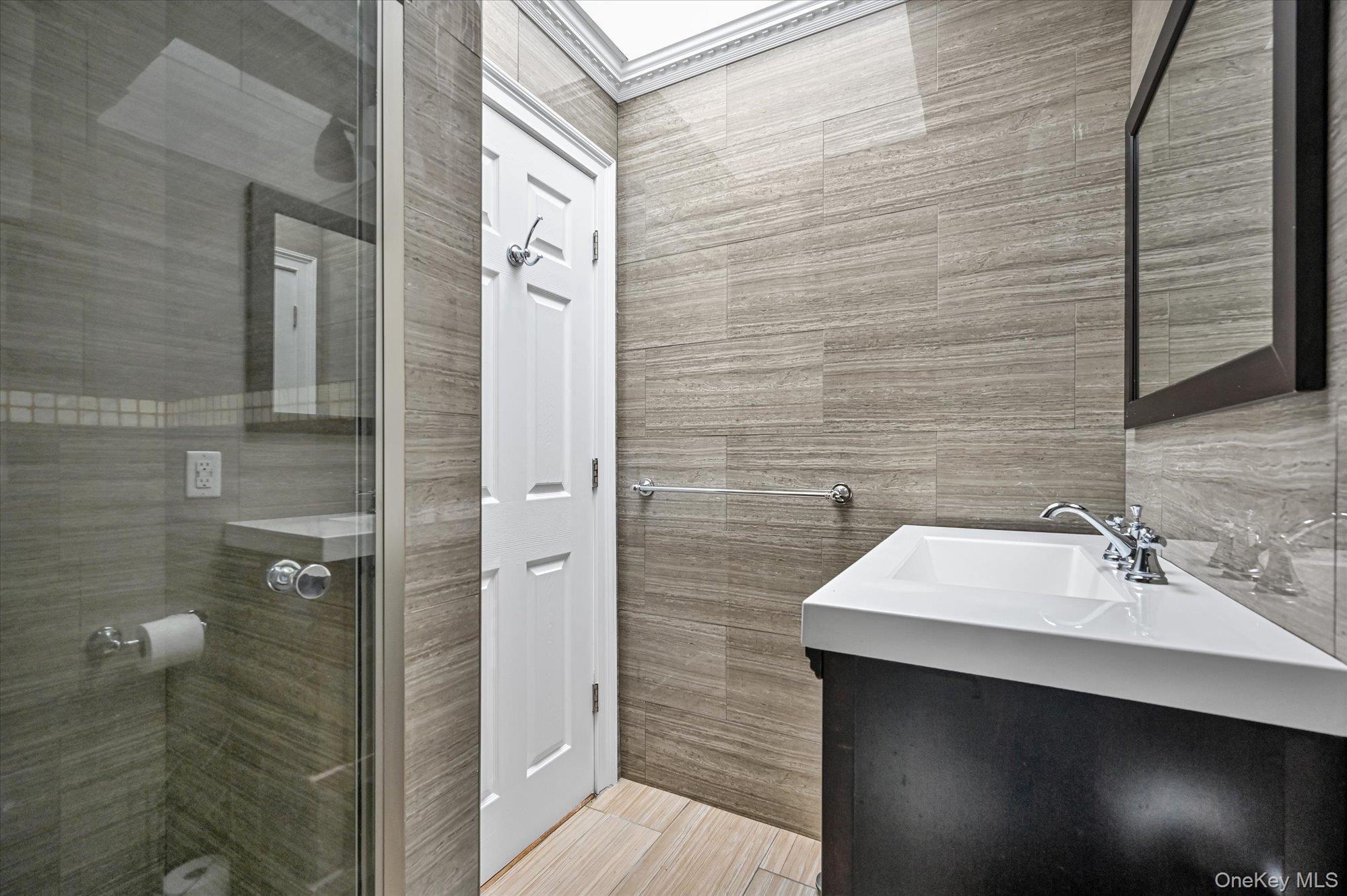 Single Family 58th  Queens, NY 11378, MLS-942572-9