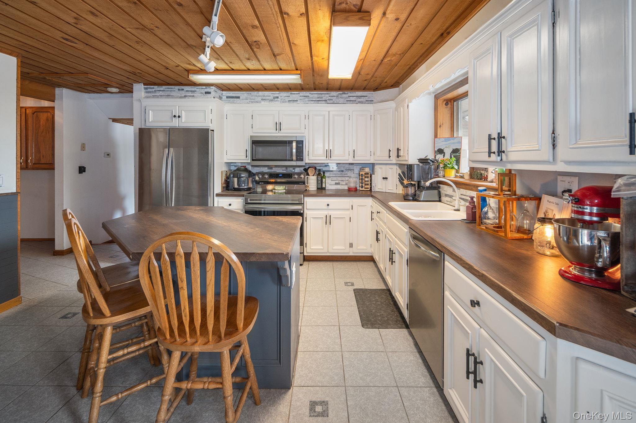 Single Family Patria  Out Of Area, NY 12071, MLS-942575-7