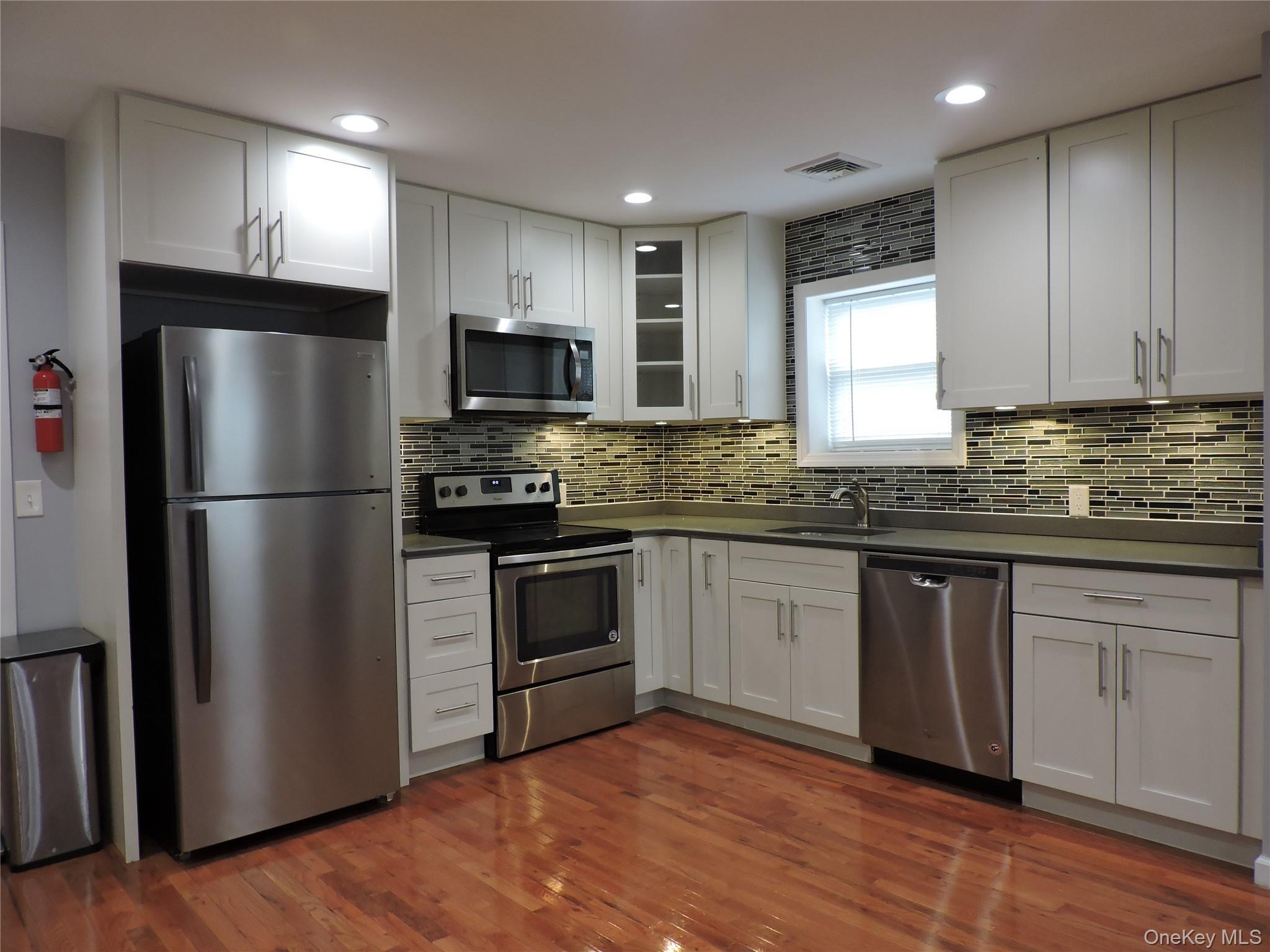 Single Family Bainbridge Nassau County, NY 11575, MLS-942579-4