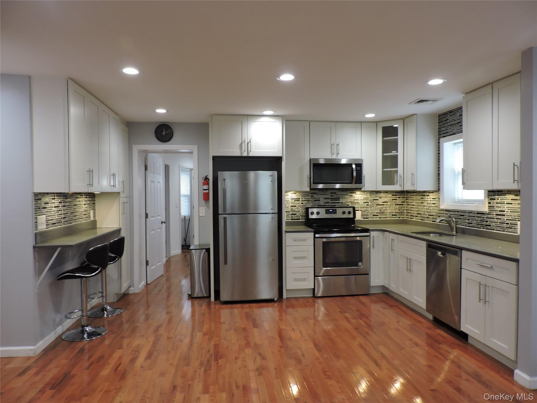 Single Family Bainbridge Nassau County, NY 11575, MLS-942579-5