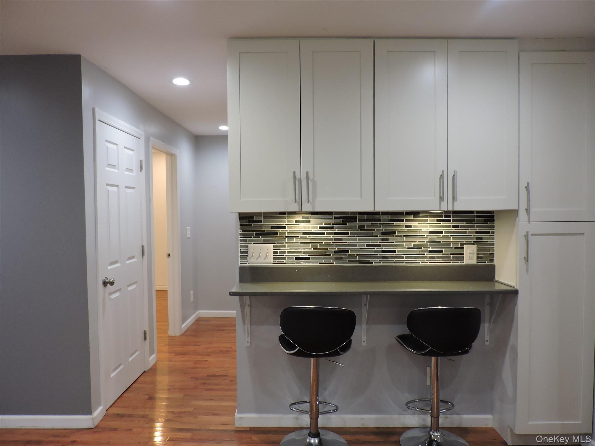 Single Family Bainbridge Nassau County, NY 11575, MLS-942579-6