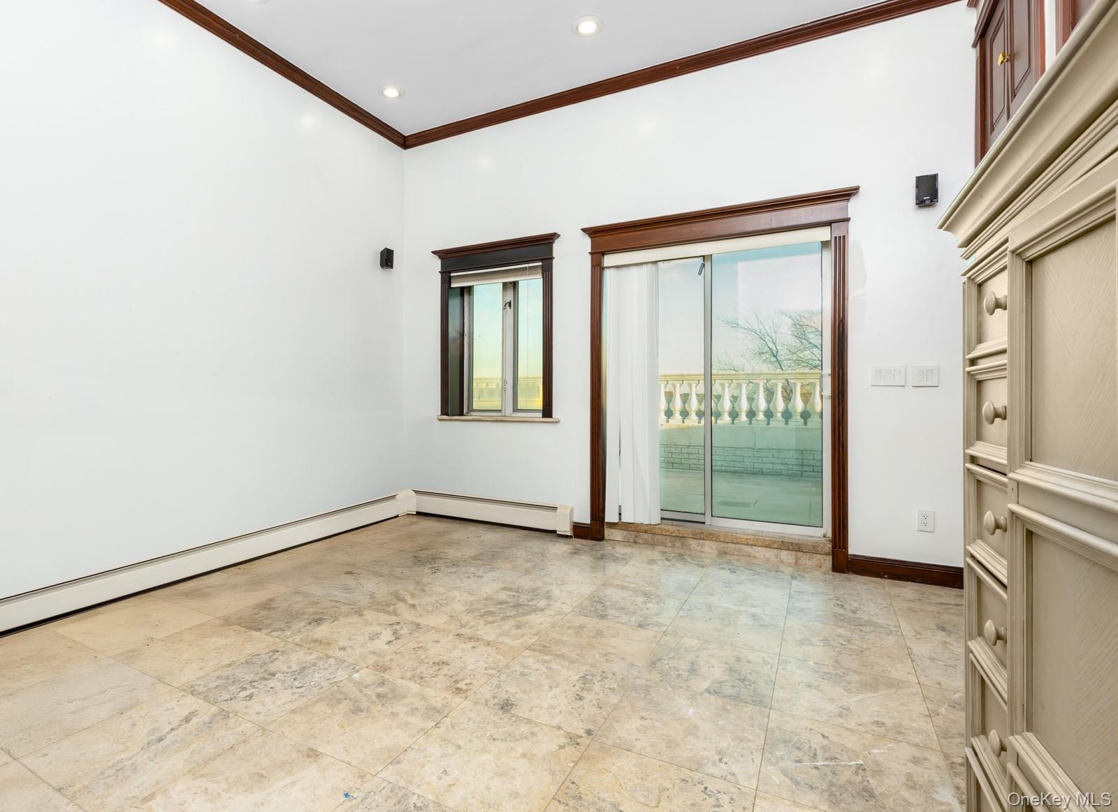 Single Family 26th  Queens, NY 11105, MLS-942591-11