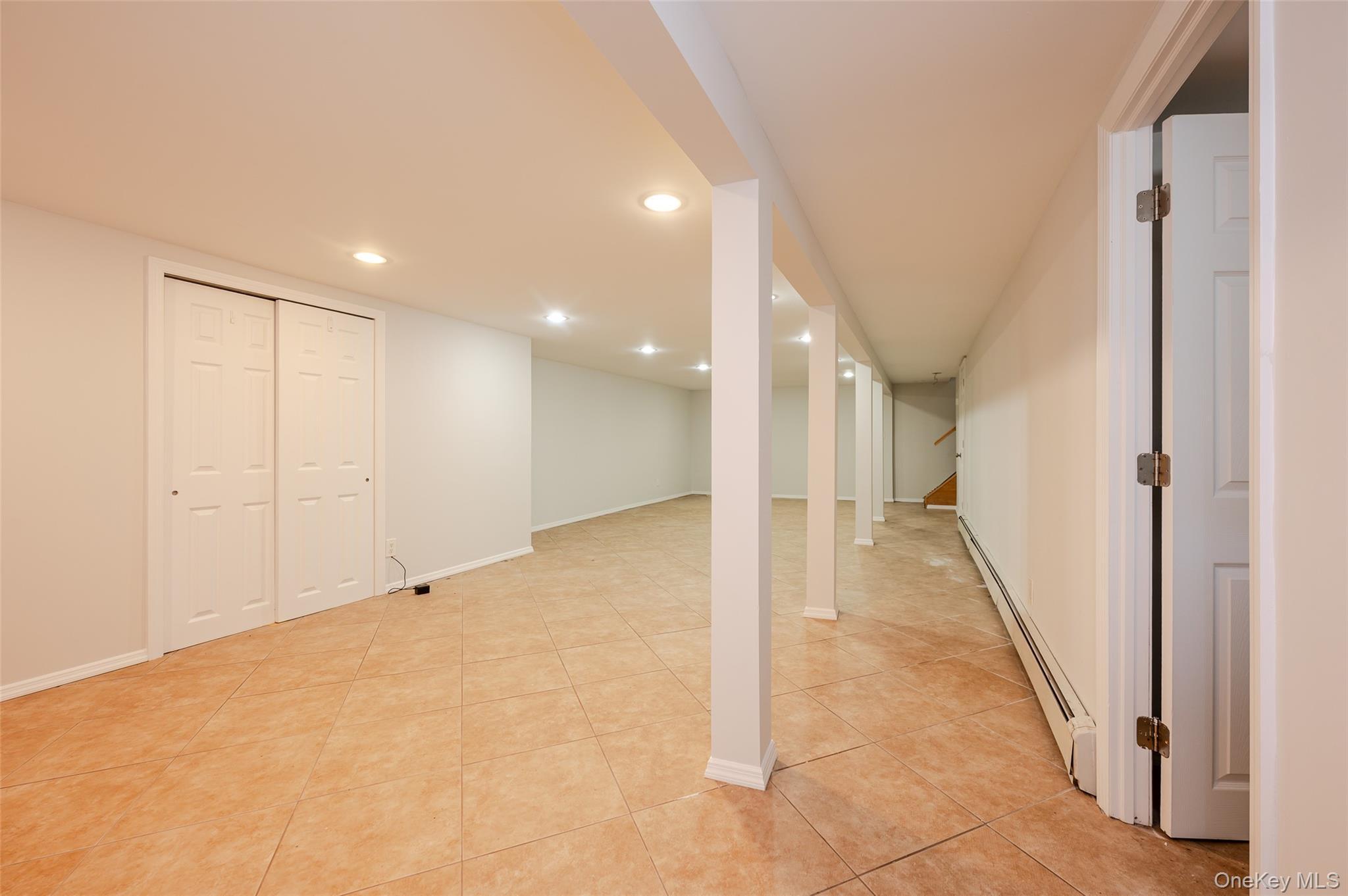 Single Family Waverly  Suffolk County, NY 11738, MLS-942593-12