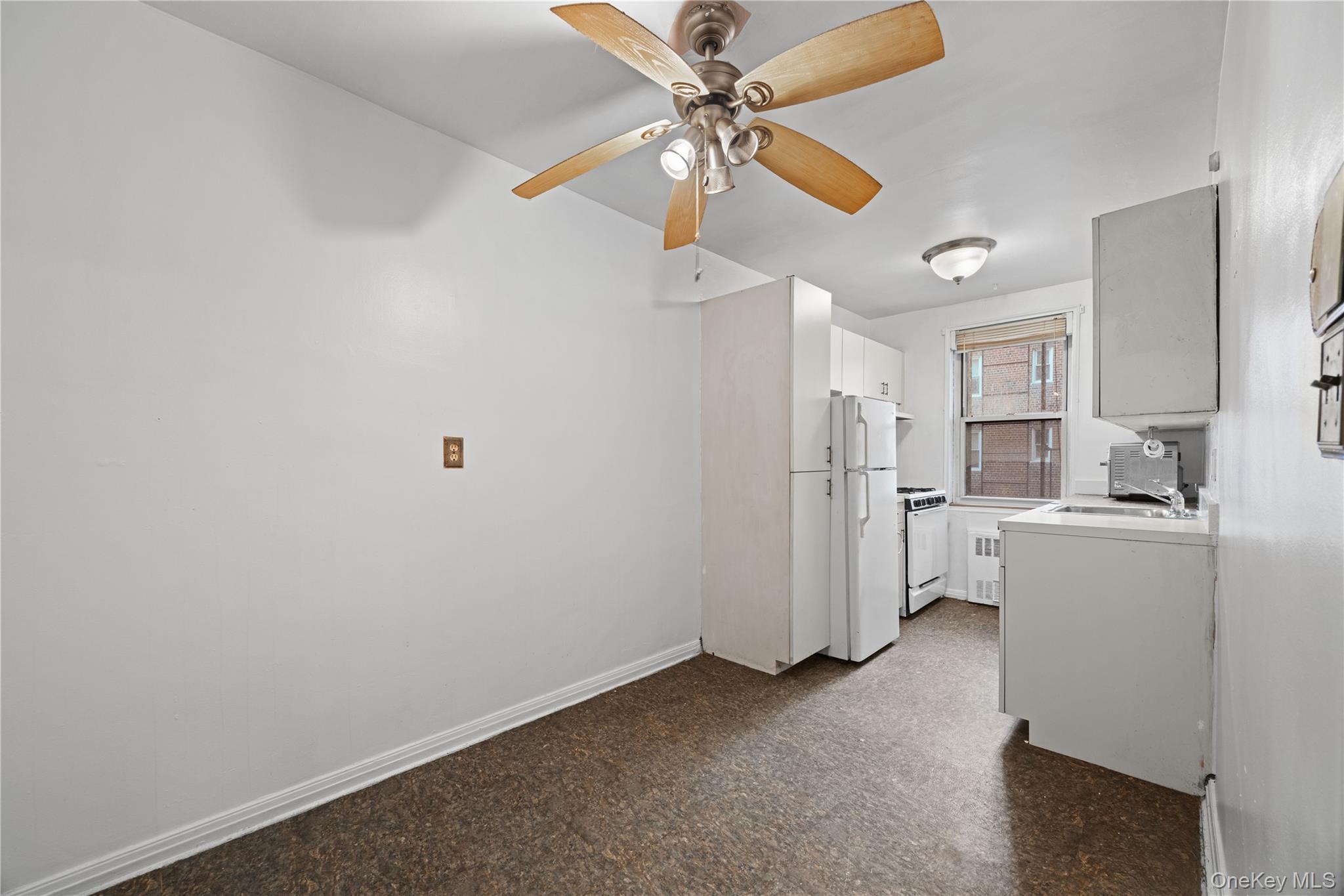 Coop Riverdale  Westchester County, NY 10705, MLS-942595-10