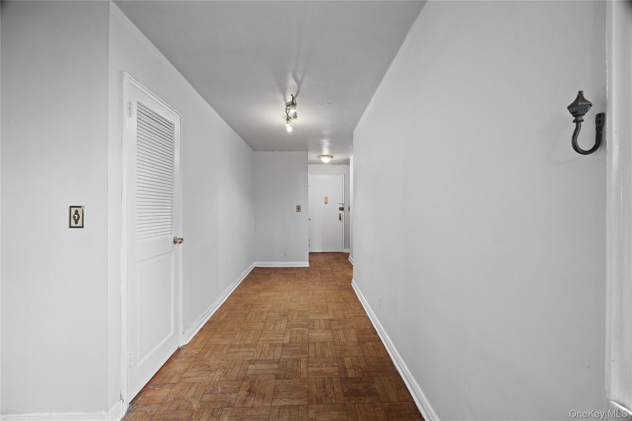 Coop Riverdale  Westchester County, NY 10705, MLS-942595-3