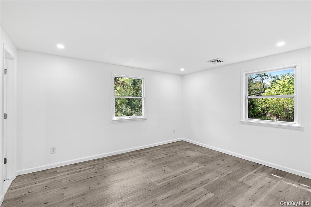 Single Family Saint George  Suffolk County, NY 11967, MLS-942597-11