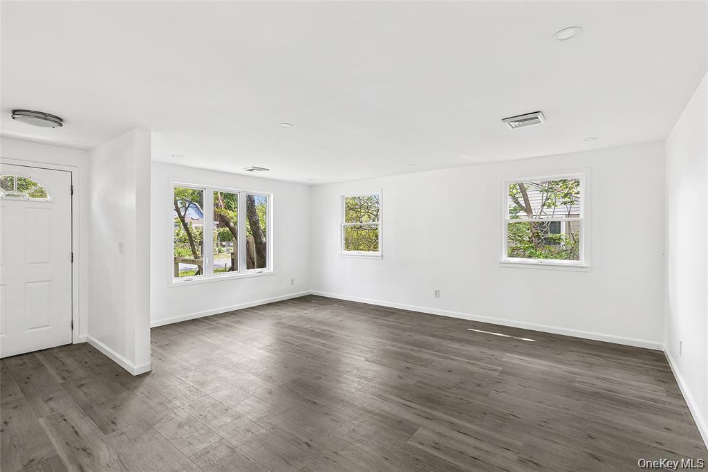 Single Family Saint George  Suffolk County, NY 11967, MLS-942597-6