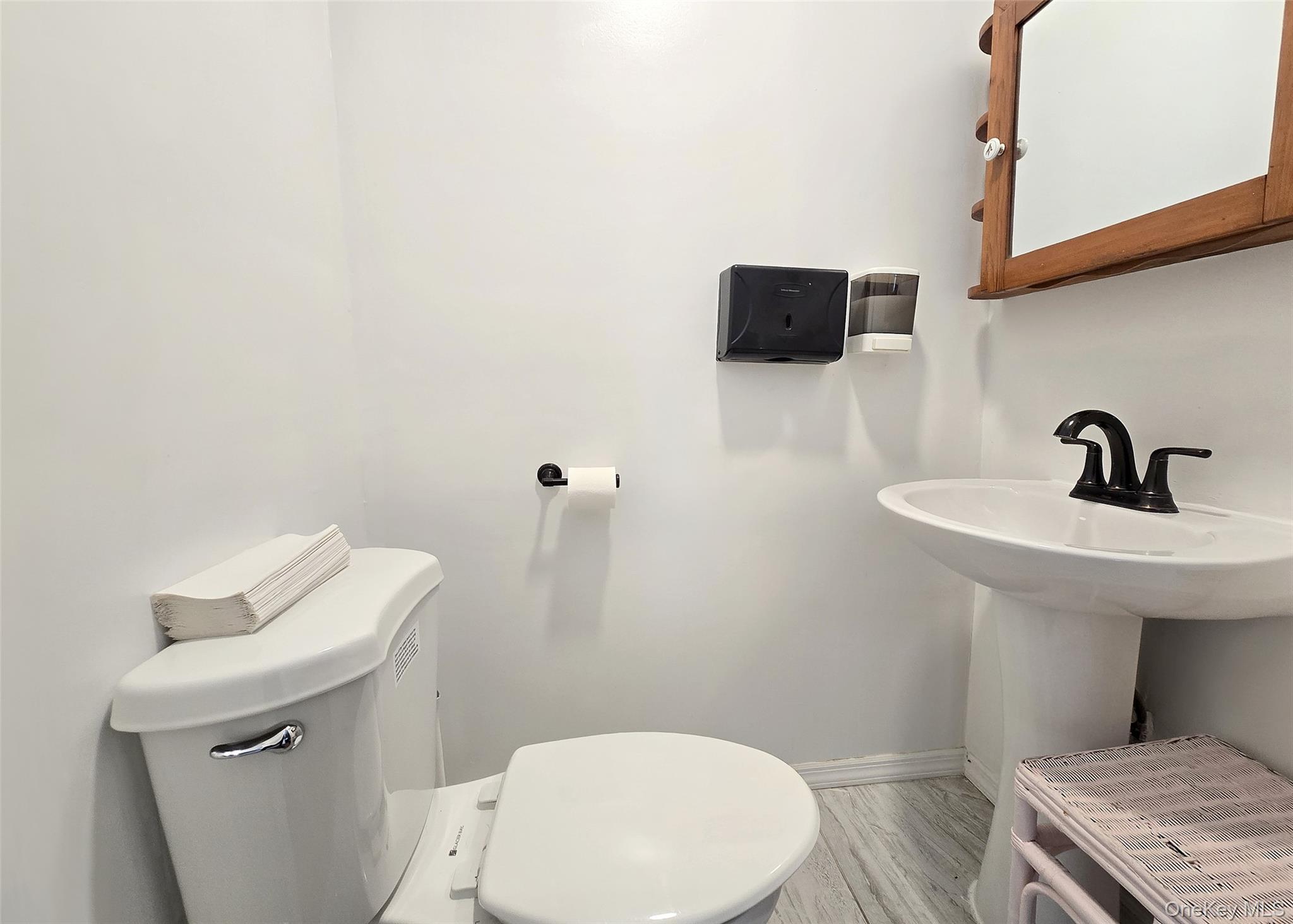 Single Family Quail  Nassau County, NY 11758, MLS-942604-15