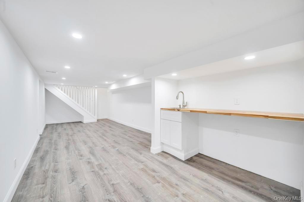 Single Family George Suffolk County, NY 11946, MLS-942607-25