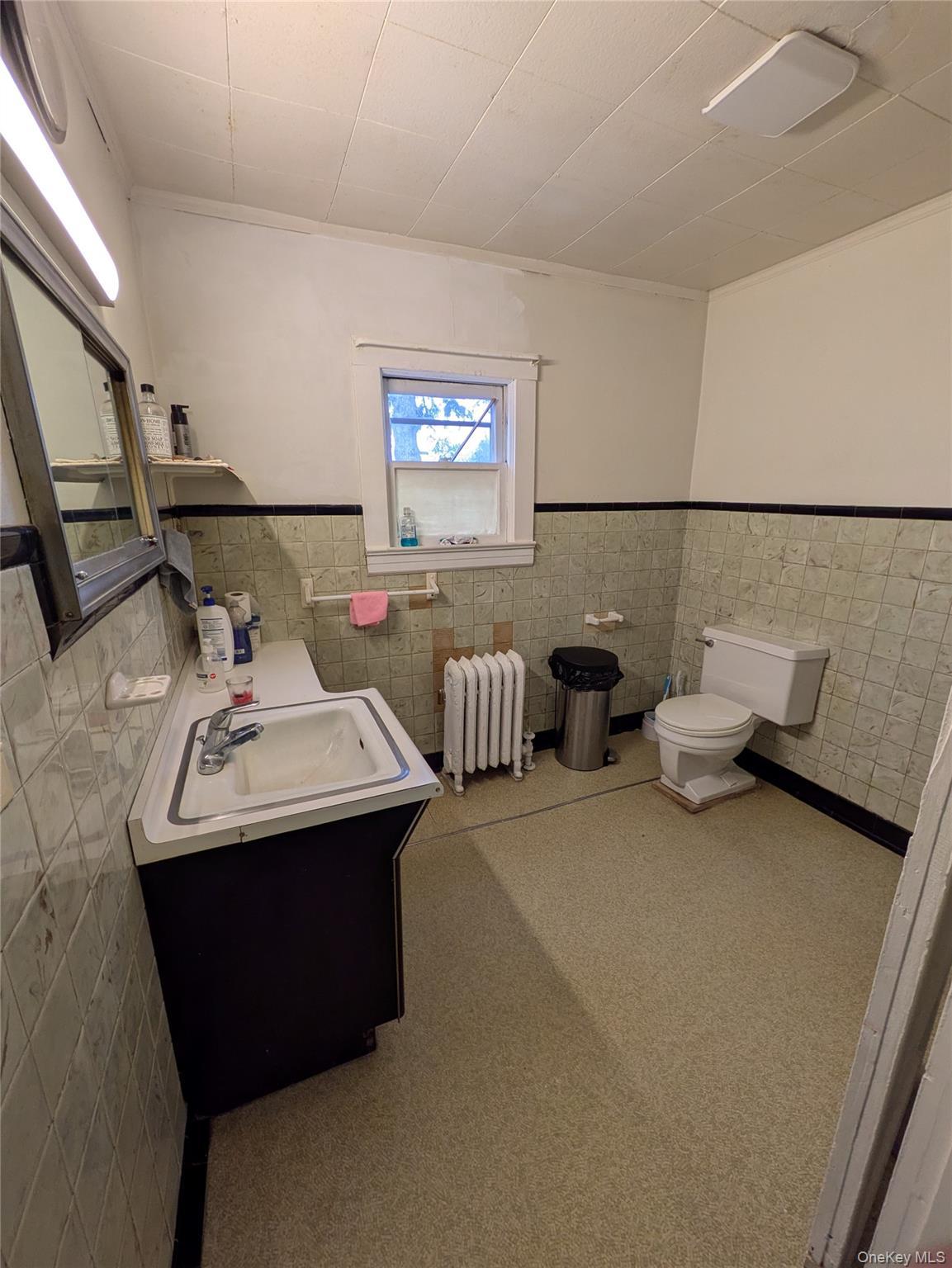 Single Family Stone Suffolk County, NY 11703, MLS-942628-15