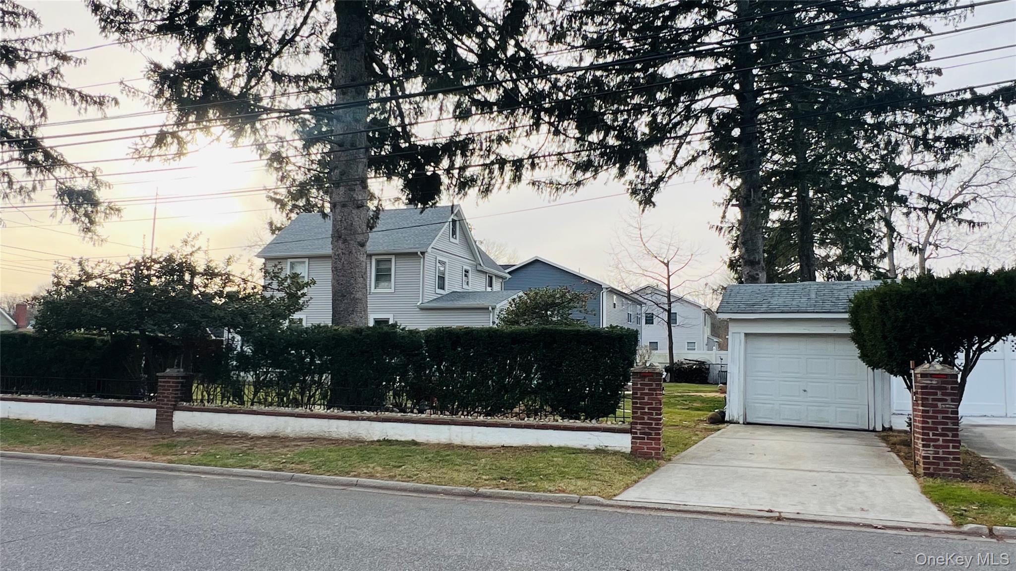 Single Family Stone Suffolk County, NY 11703, MLS-942628-18