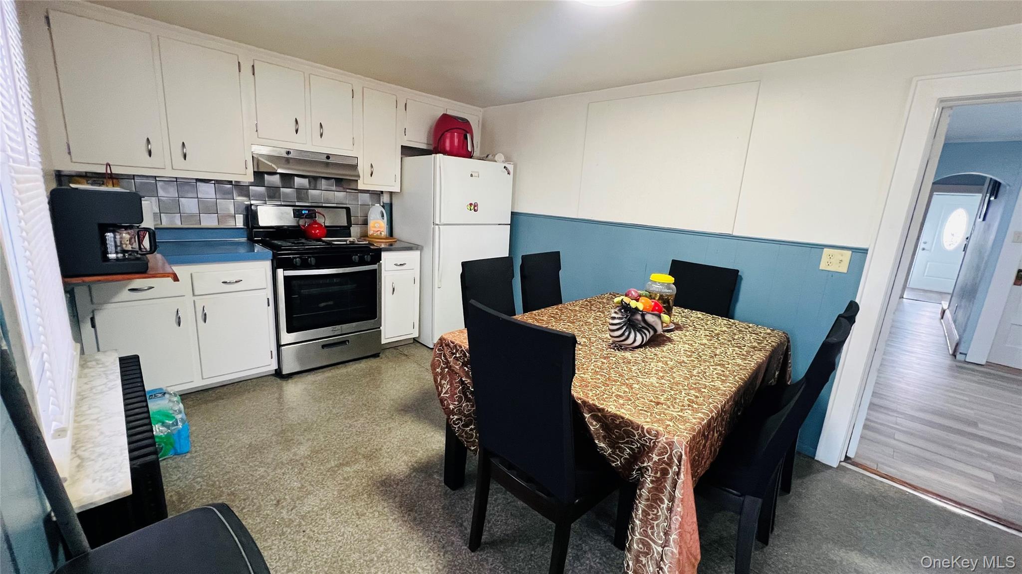 Single Family Stone Suffolk County, NY 11703, MLS-942628-6