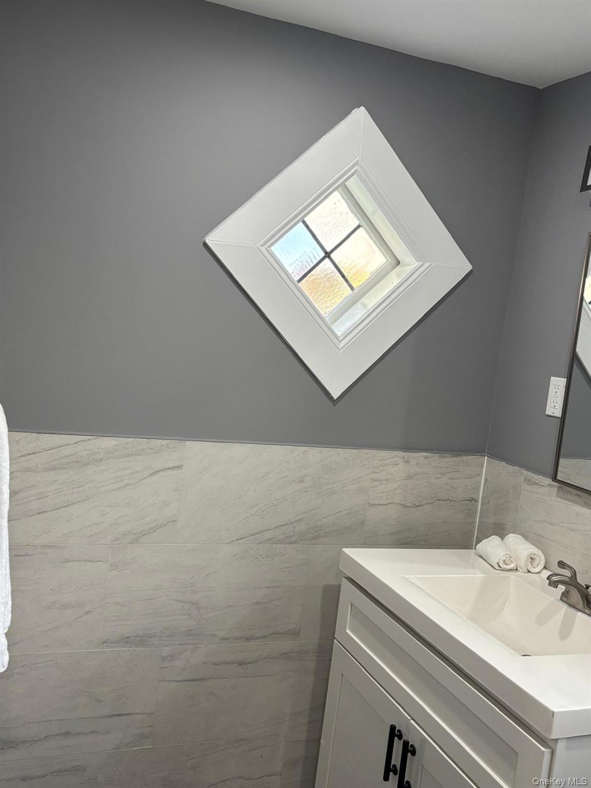 Single Family 225th Queens, NY 11413, MLS-942630-11