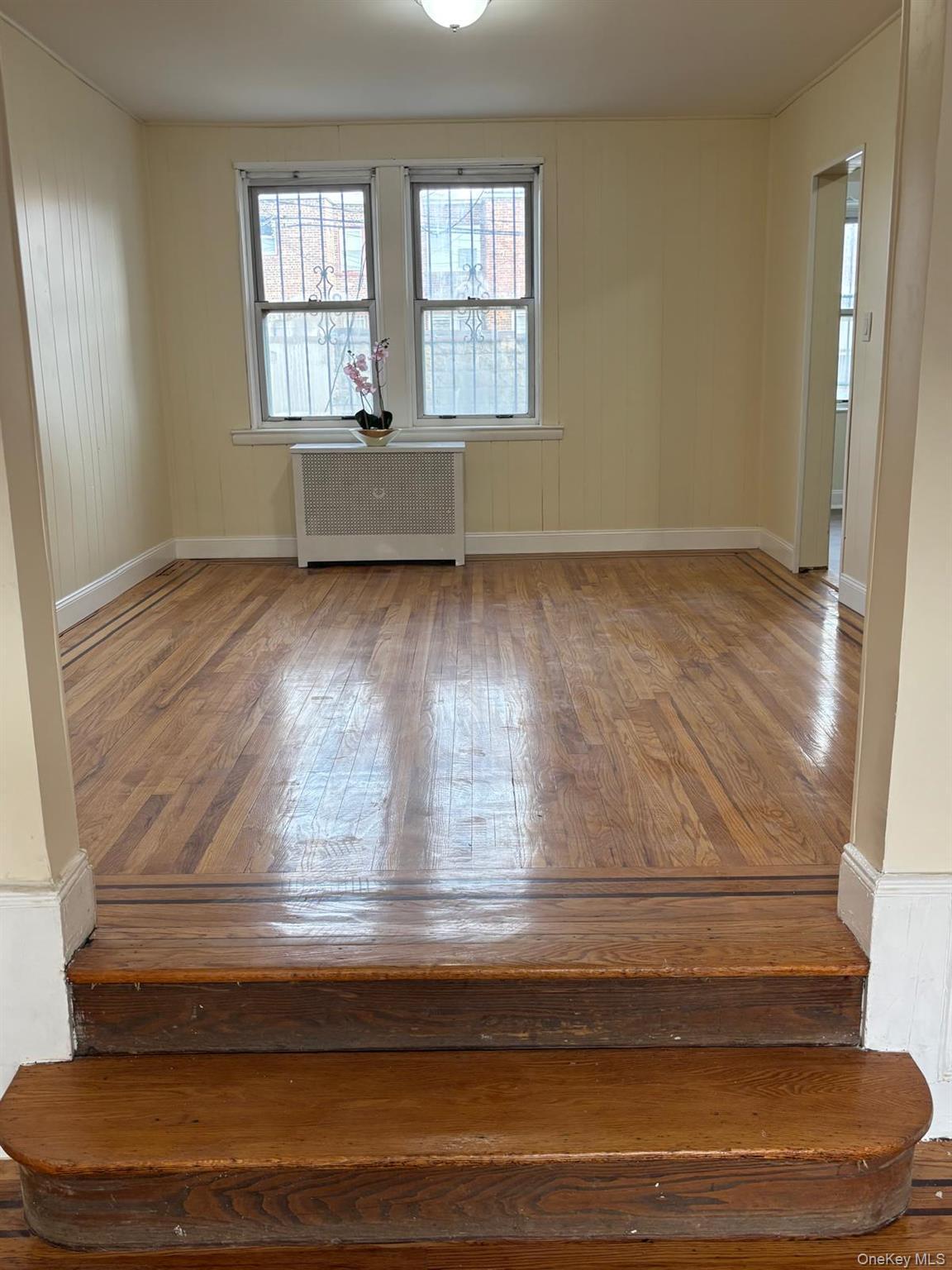 Single Family 225th Queens, NY 11413, MLS-942630-2