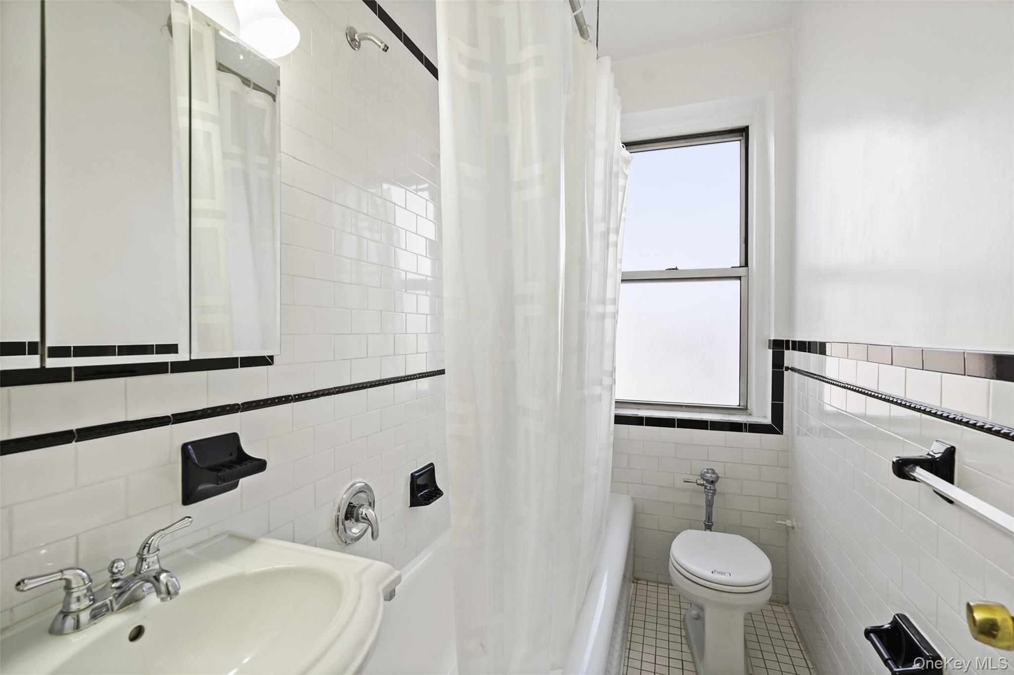 Coop William  Westchester County, NY 10552, MLS-942634-5