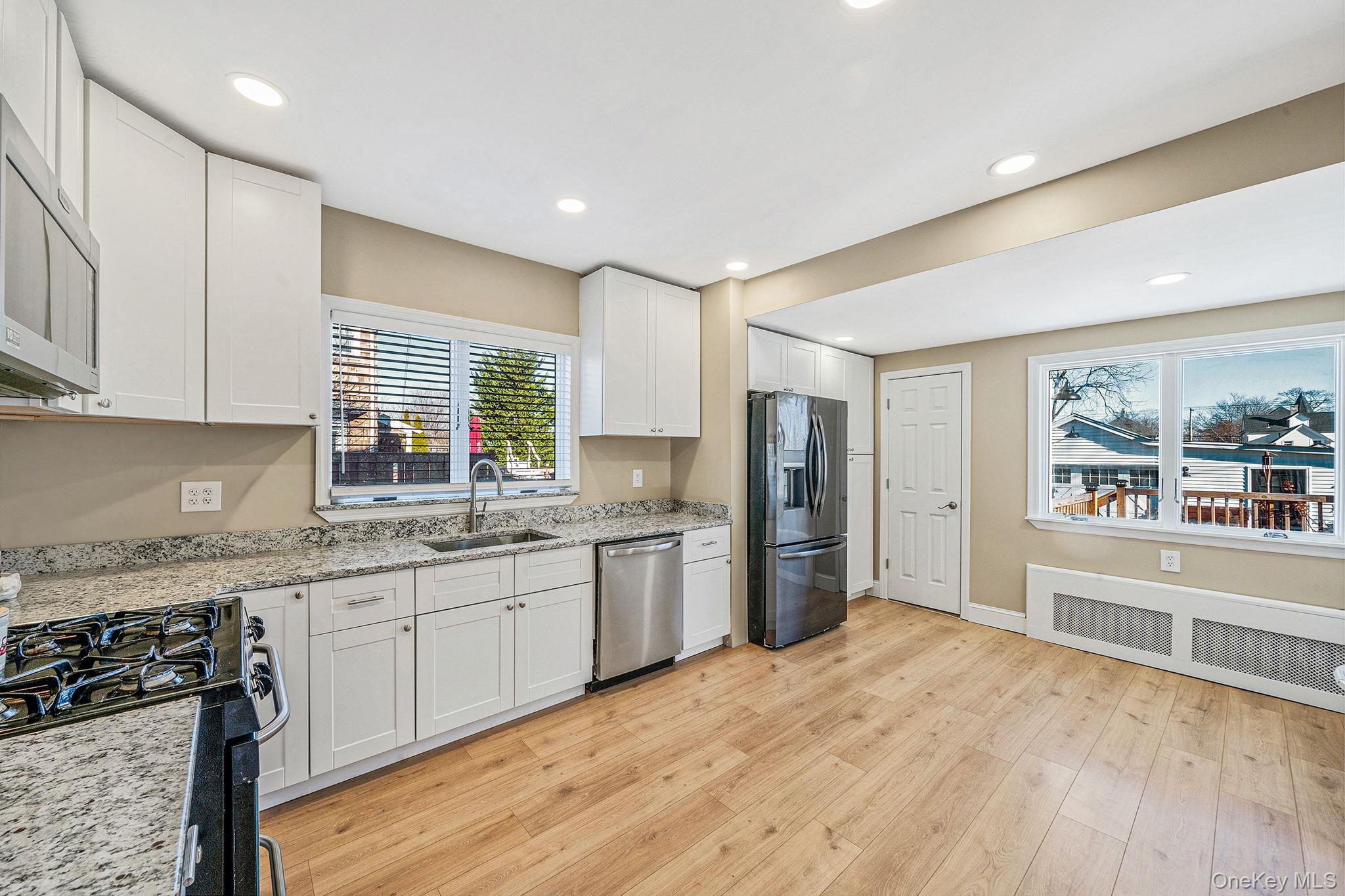 Single Family Jayne Suffolk County, NY 11772, MLS-942665-14