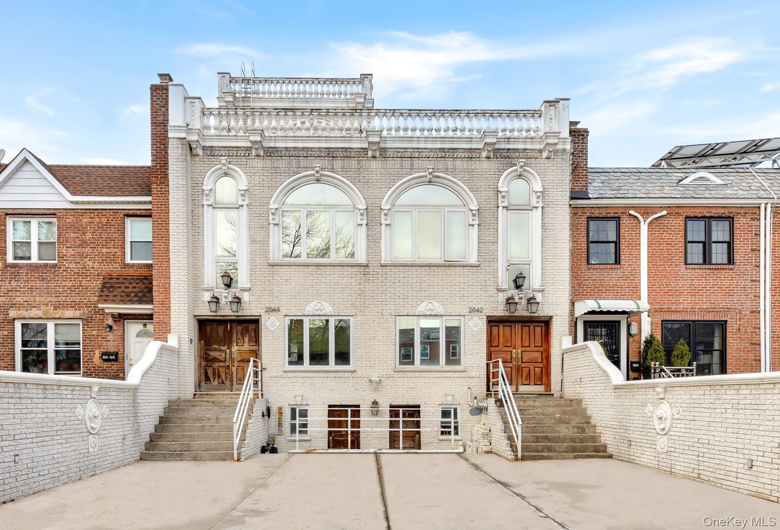 Single Family 26th  Queens, NY 11105, MLS-942670-2