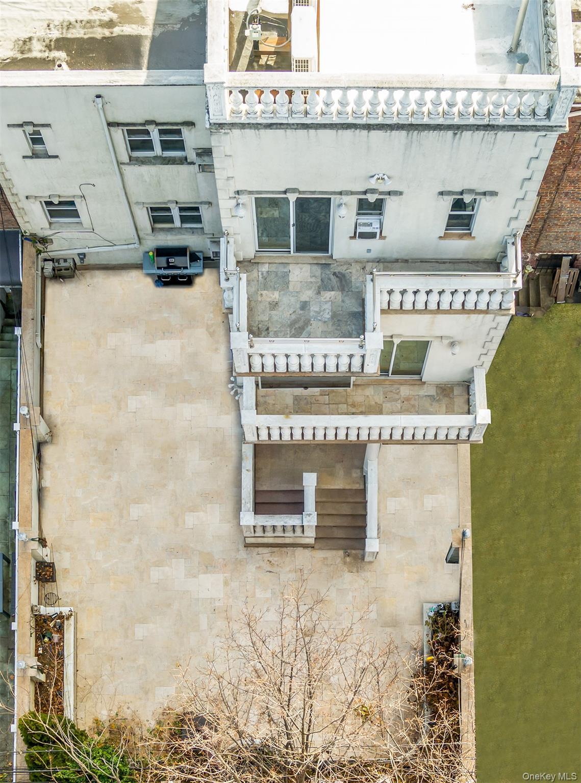 Single Family 26th  Queens, NY 11105, MLS-942670-27