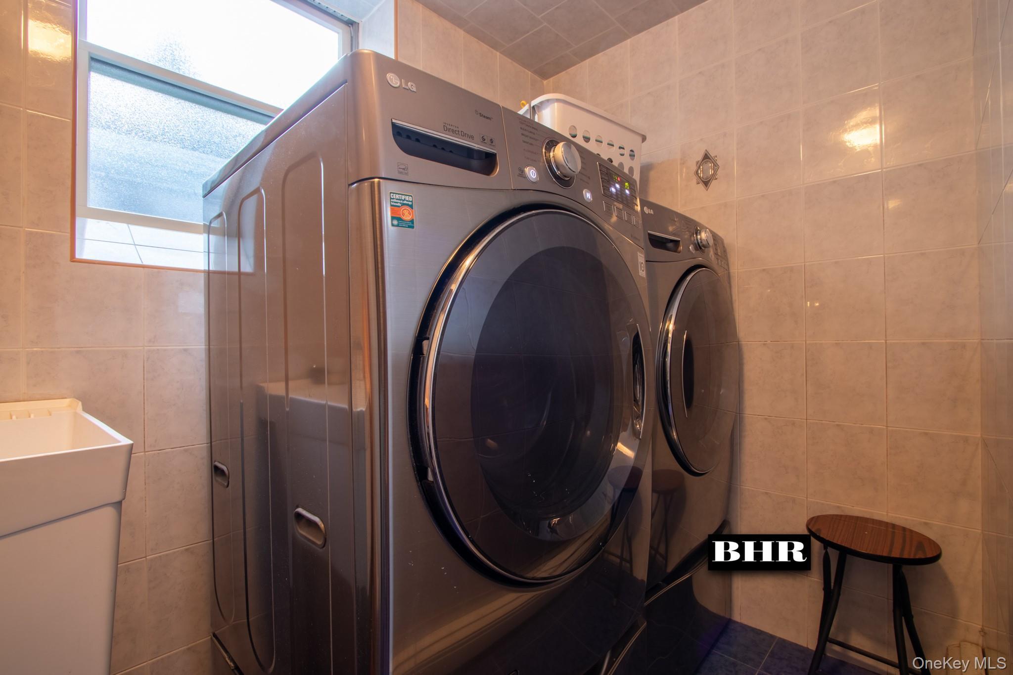 Single Family Ocean  Brooklyn, NY 11235, MLS-942677-25