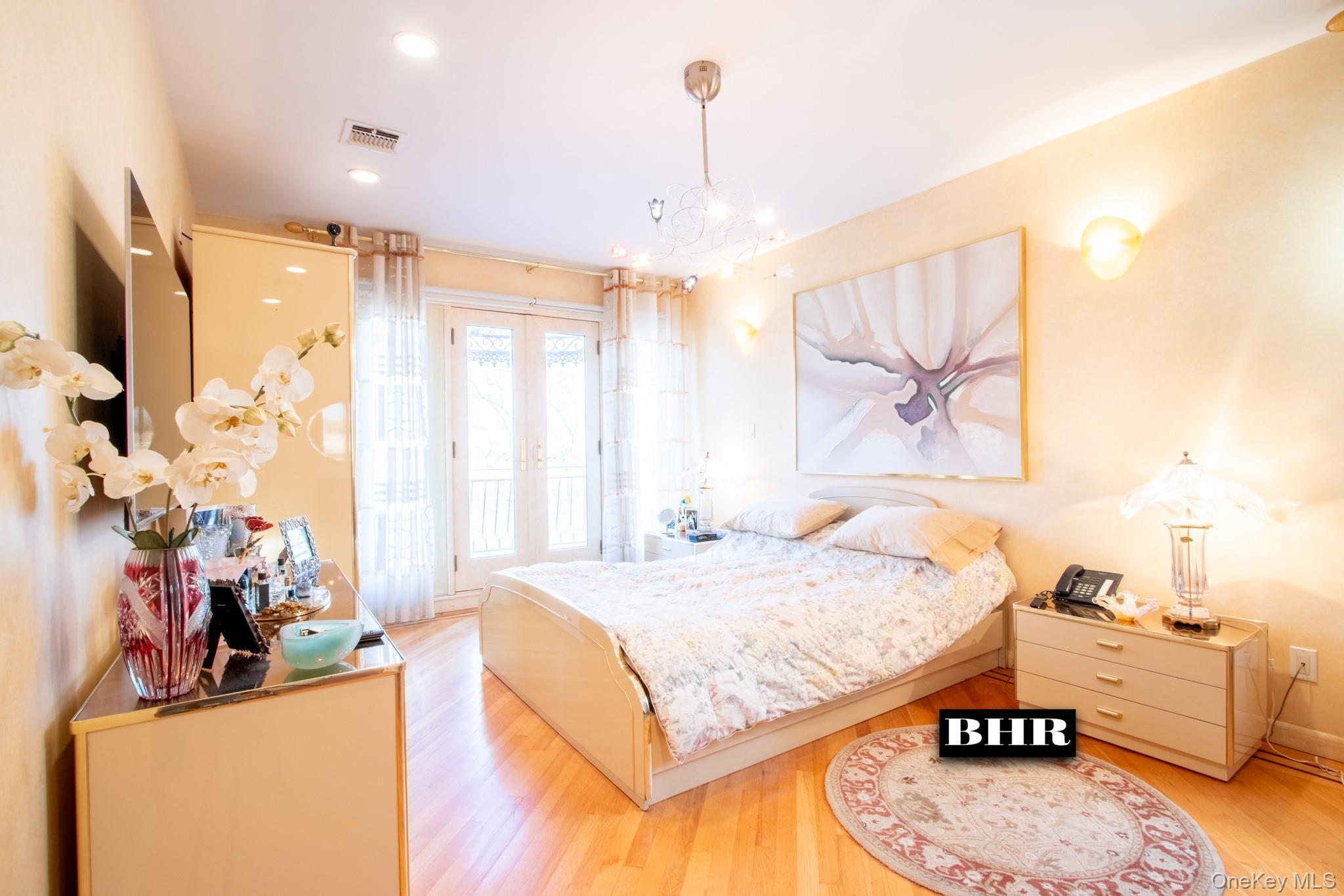 Single Family Ocean  Brooklyn, NY 11235, MLS-942677-31