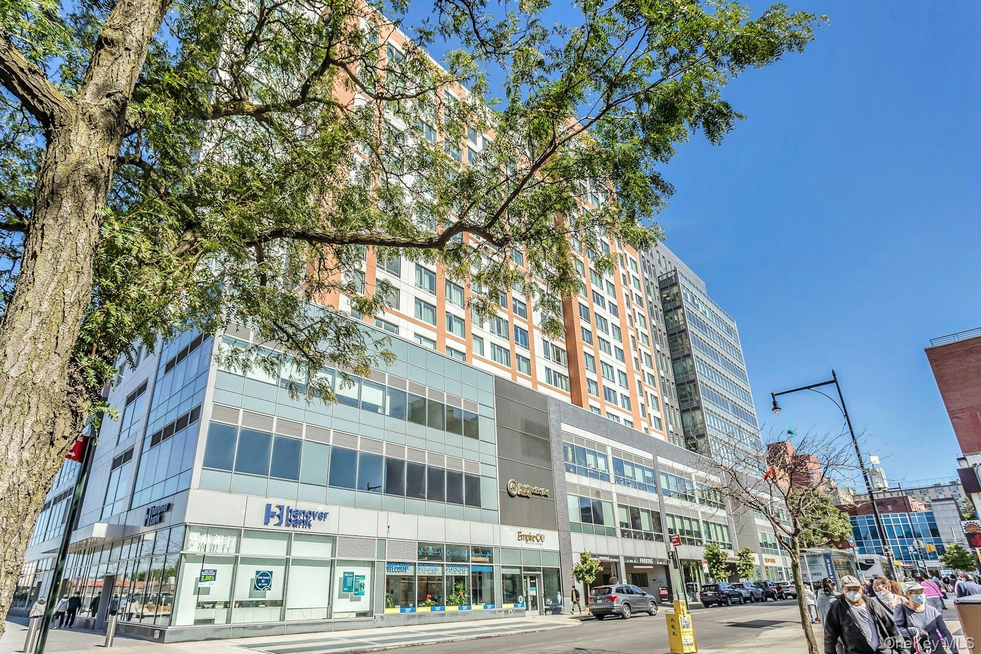 Condo 39th  Queens, NY 11354, MLS-942684-2