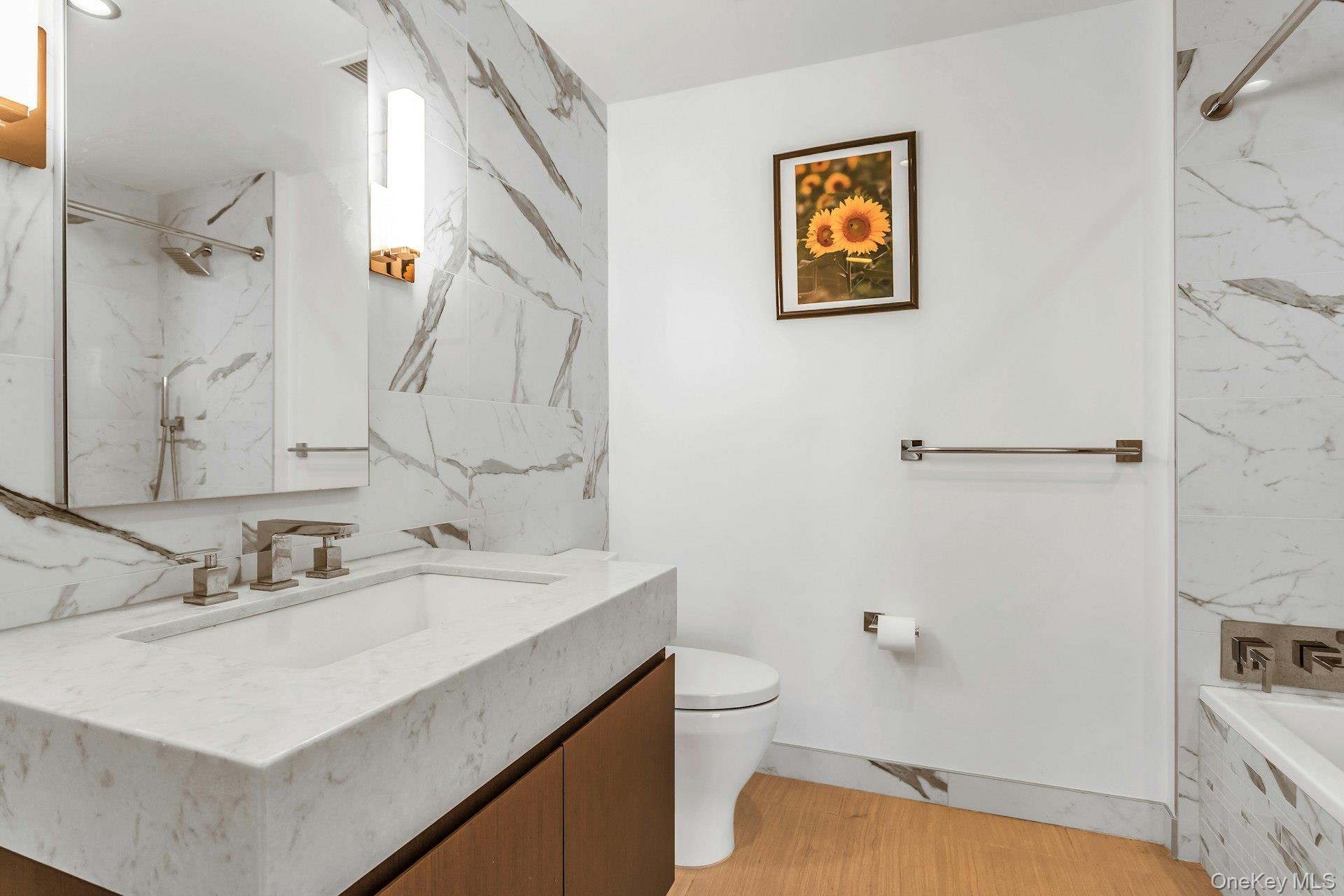 Condo 39th  Queens, NY 11354, MLS-942684-31