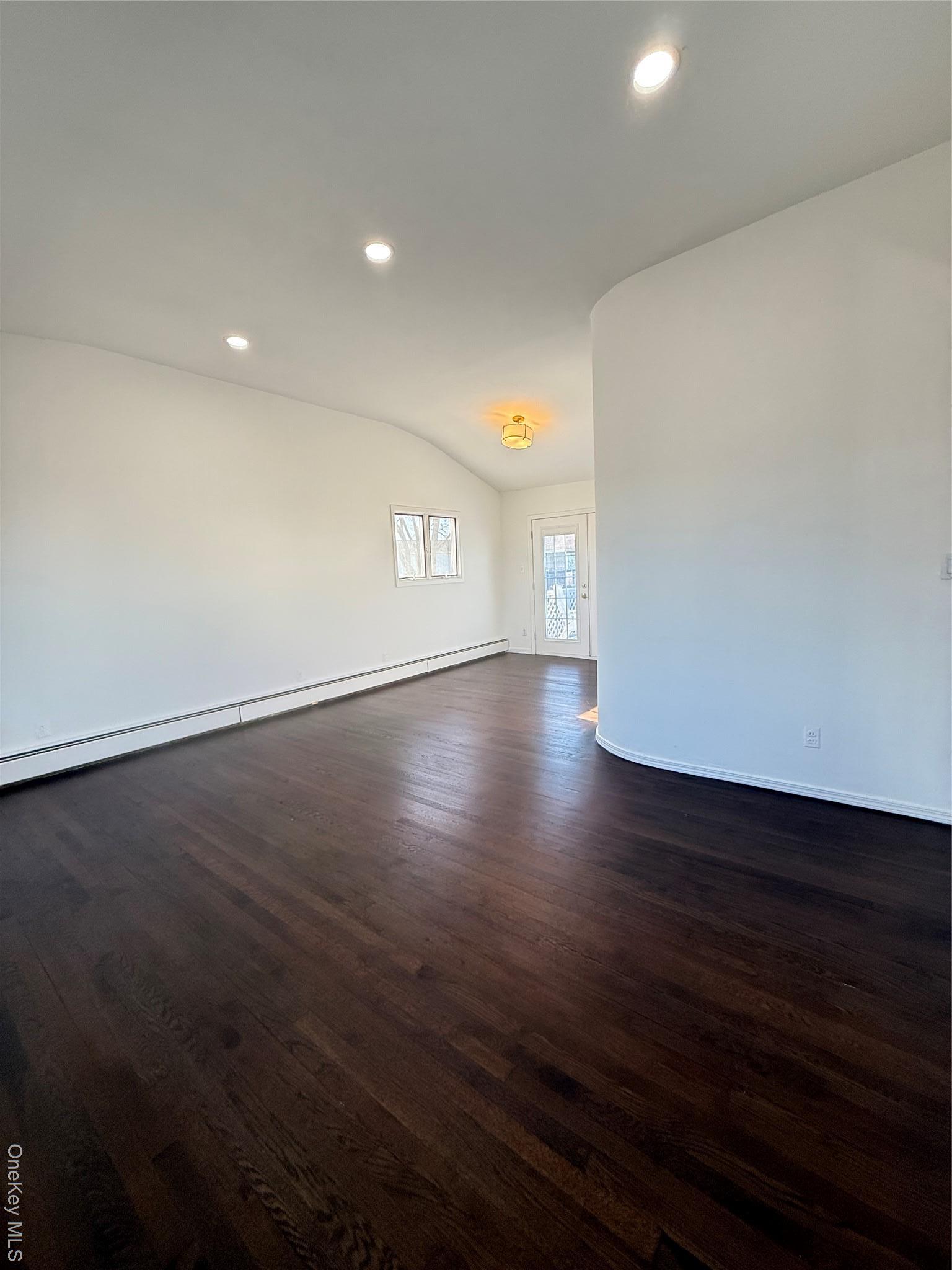 Single Family Branch  Nassau County, NY 11520, MLS-942686-13
