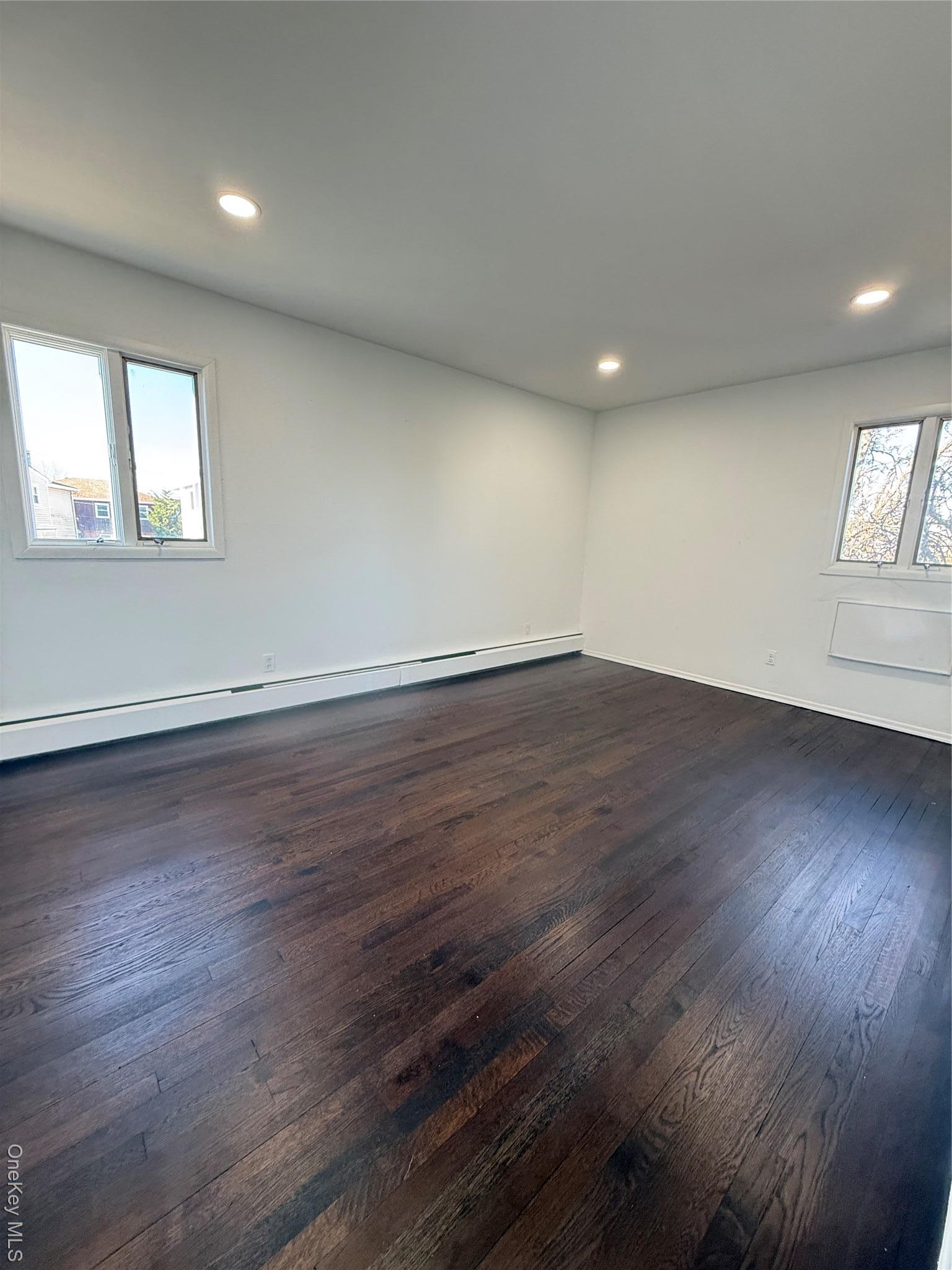 Single Family Branch  Nassau County, NY 11520, MLS-942686-28