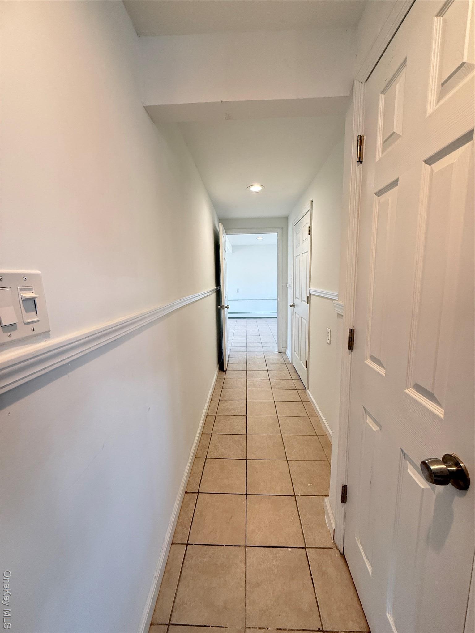 Single Family Branch  Nassau County, NY 11520, MLS-942686-37