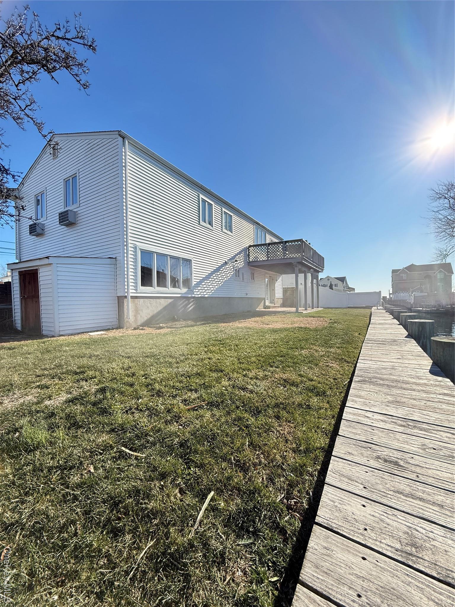 Single Family Branch  Nassau County, NY 11520, MLS-942686-8