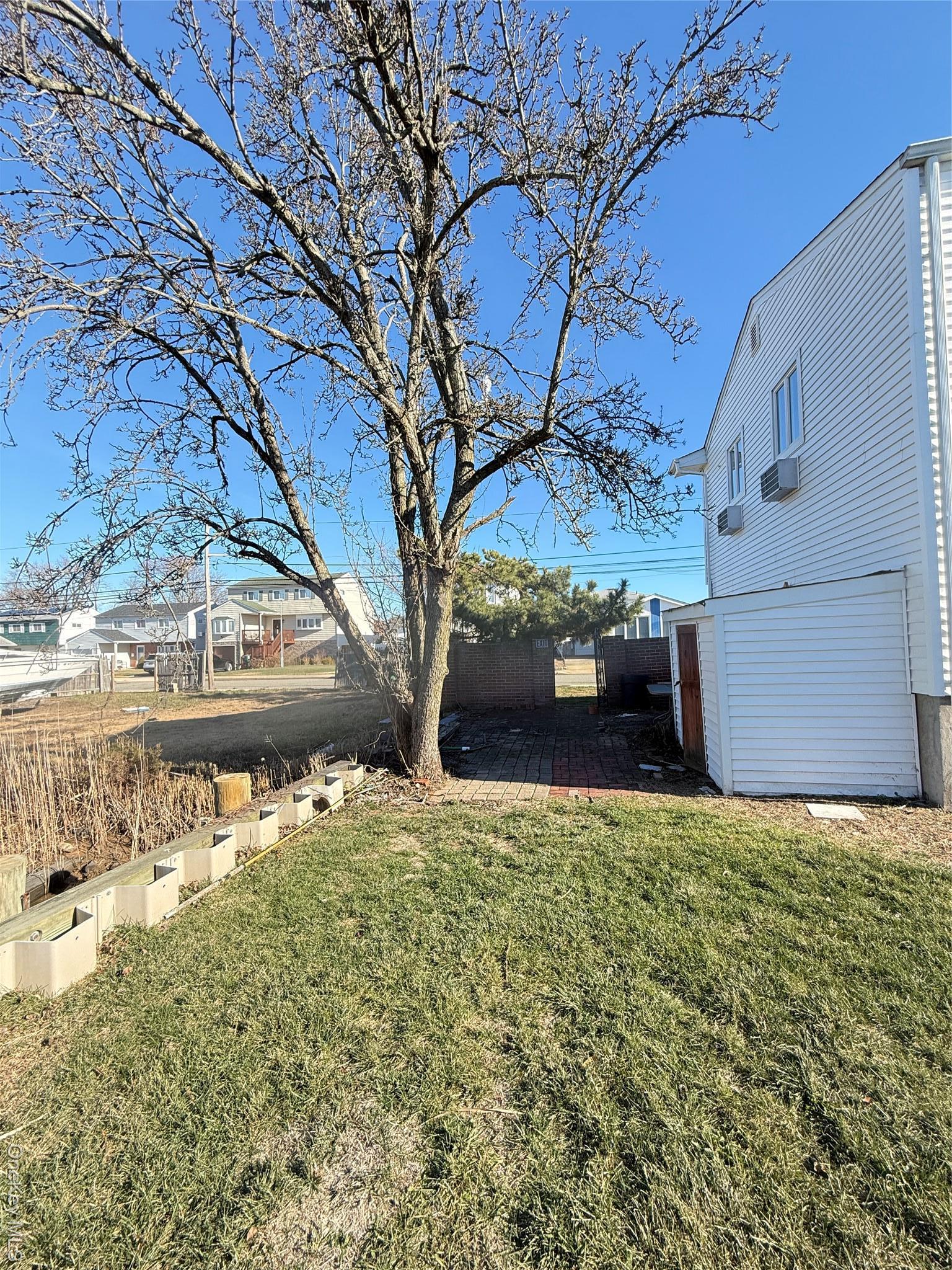 Single Family Branch  Nassau County, NY 11520, MLS-942686-9