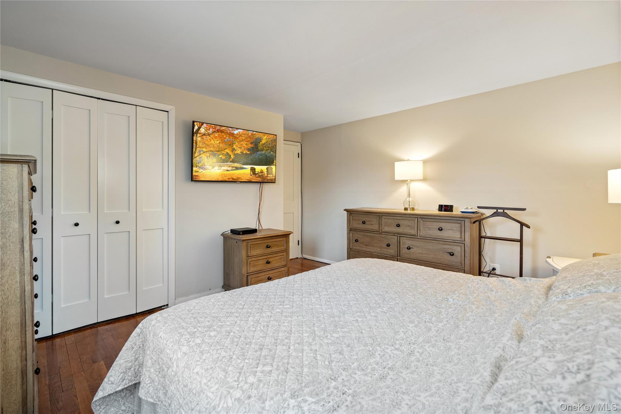 Single Family 10th Suffolk County, NY 11729, MLS-942689-22